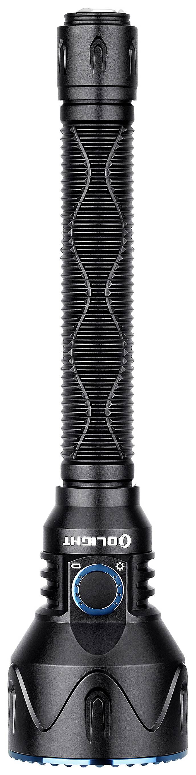 Eine schwarze Taschenlampe mit einem gerippten Griff und einem blauen Knopf; Markenname steht seitlich auf der Lampe.