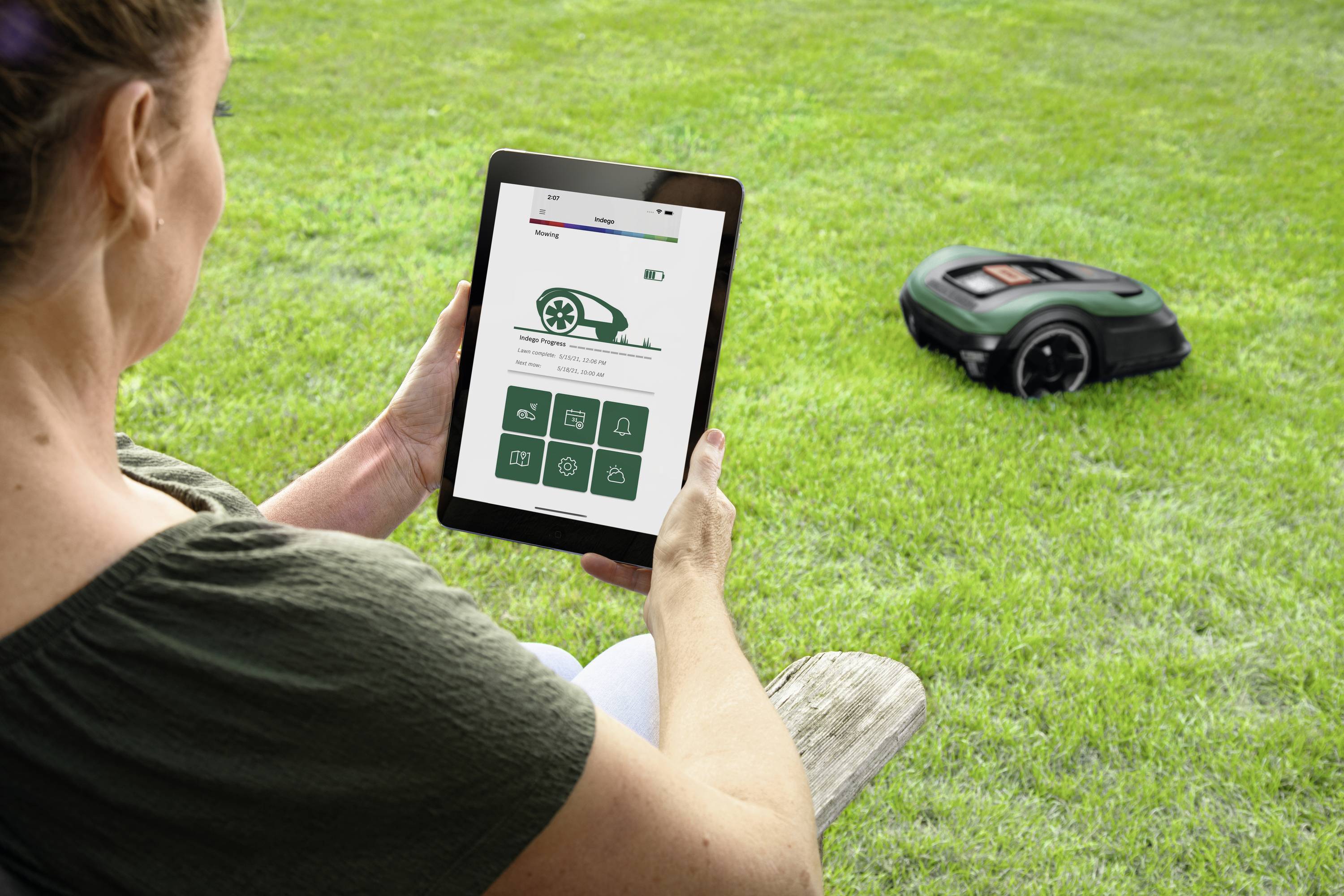 Bosch Home and Garden 06008B0333 Indego M+700 Mähroboter Geeignet für Fläche max. 700 m²