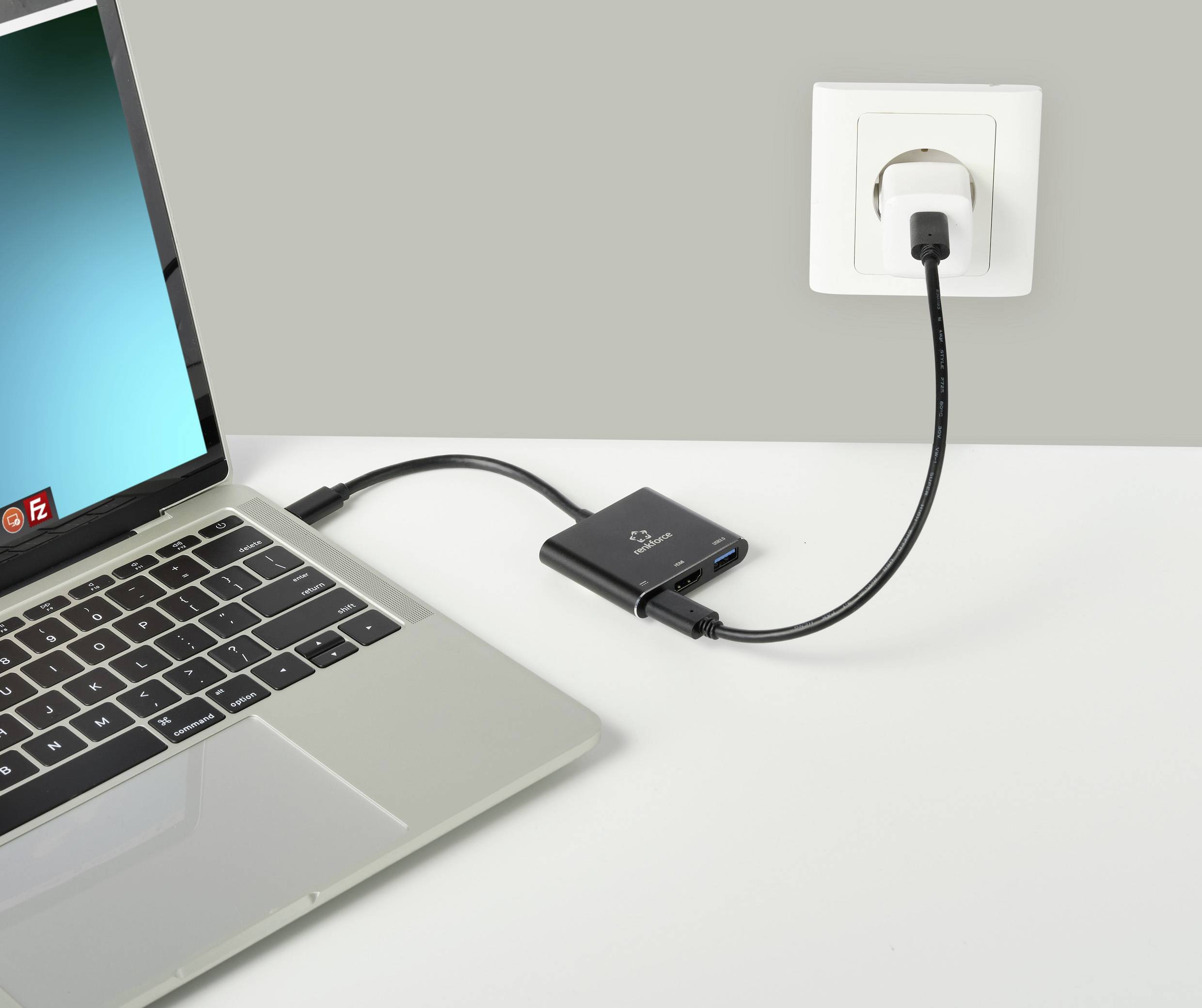 Renkforce RF-5133676 USB-C® / HDMI Adapter [1x USB-C® Stecker - 1x HDMI-Buchse, USB-C® Buchse (Power Delivery), USB-A] Schwarz