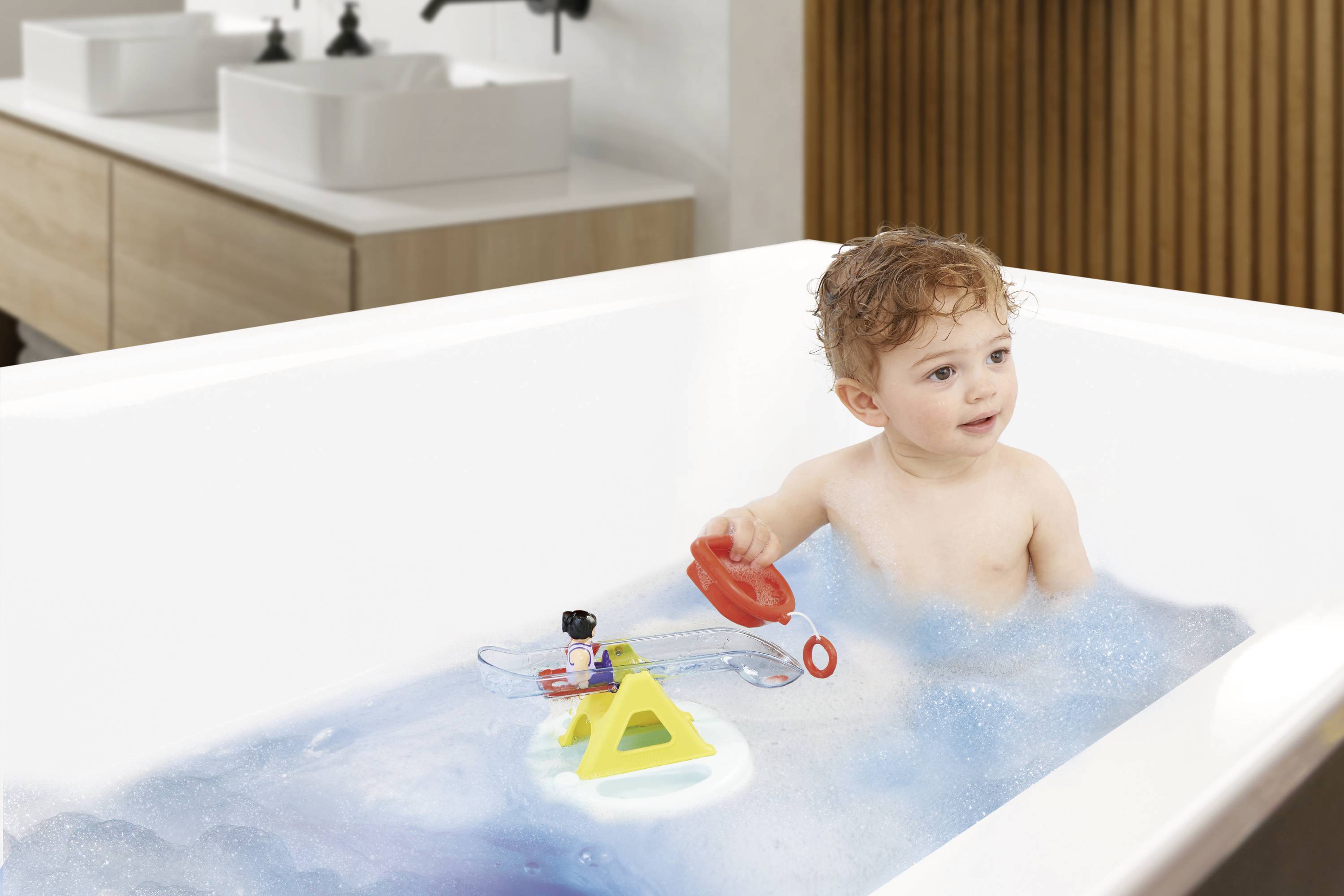 Playmobil® 123 AQUA Badeinsel mit Wasserrutsche 70635