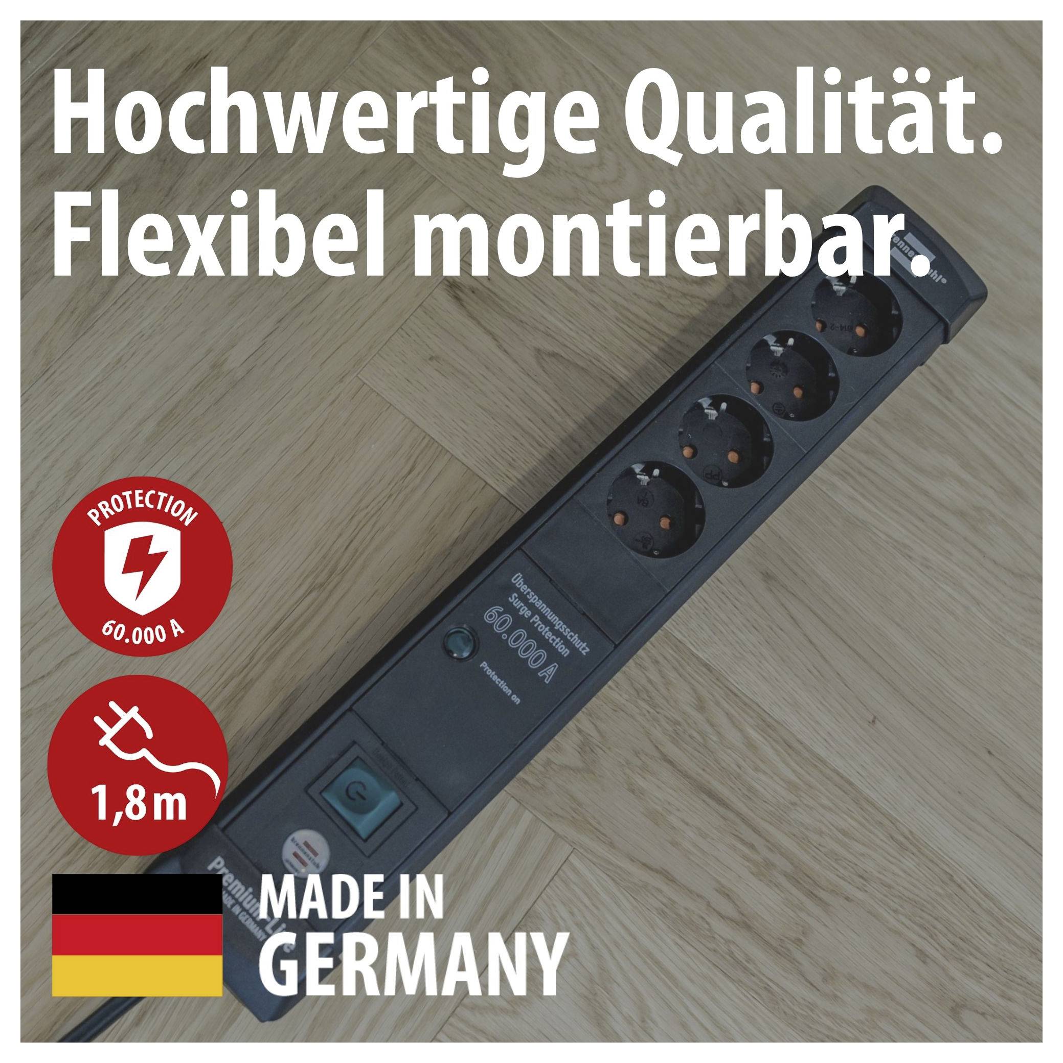 Schwarze 4-fach-Steckdosenleiste diagonal auf Holzboden; Text: 'Hochwertige Qualität. Flexibel montierbar.', 'MADE IN GERMANY', 60.000 A, 1,8 m.