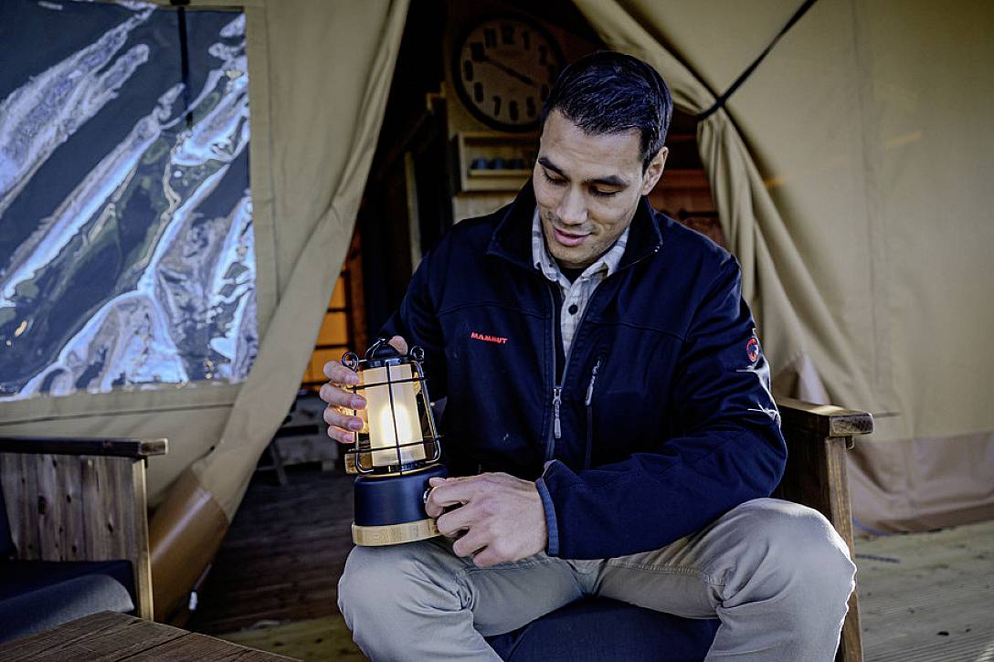 Brennenstuhl 1171800 1171800 LED Camping-Leuchte 350 lm akkubetrieben 570 g Schwarz, Bambus