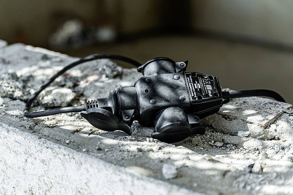 Brennenstuhl 1082120 3fach-Kupplung Gummi 230 V Schwarz IP44