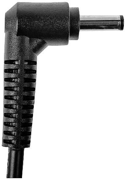 Ein schwarzer, abgewinkelter Gleichstromstecker zeigt nach rechts. Der Stecker ist mit einem Kabel verbunden, das nach unten führt.