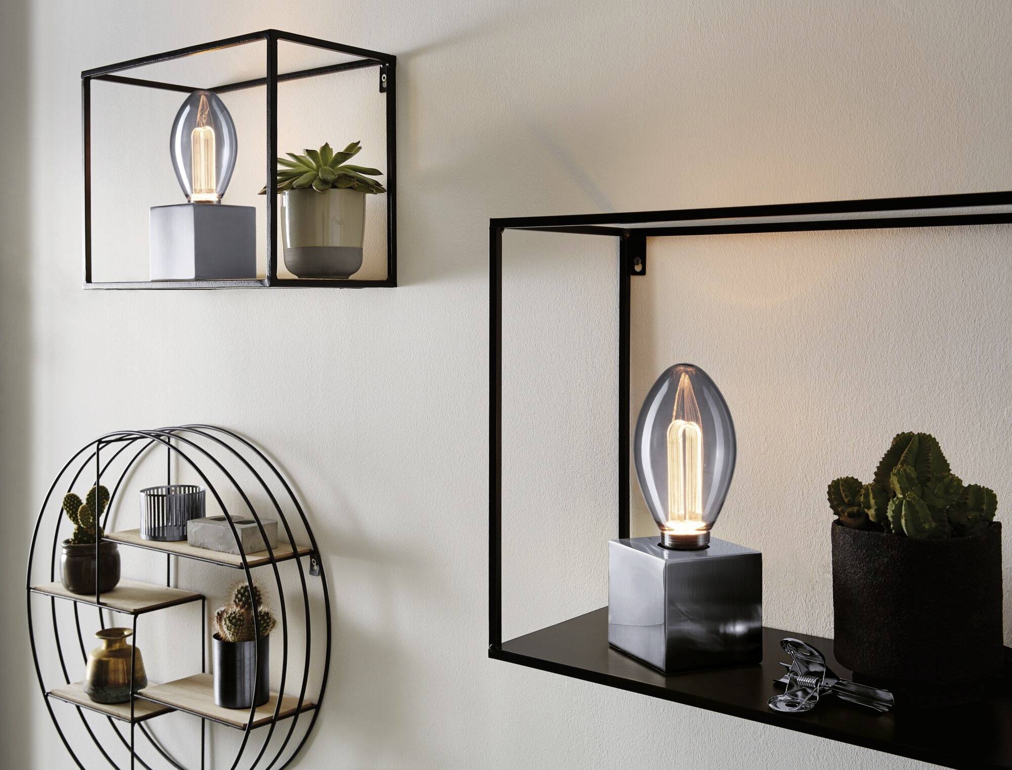 Paulmann 28877 LED E27 Kerzenform 3.5W = 9W Gold (Ø x H) 75mm x 164mm 1St.