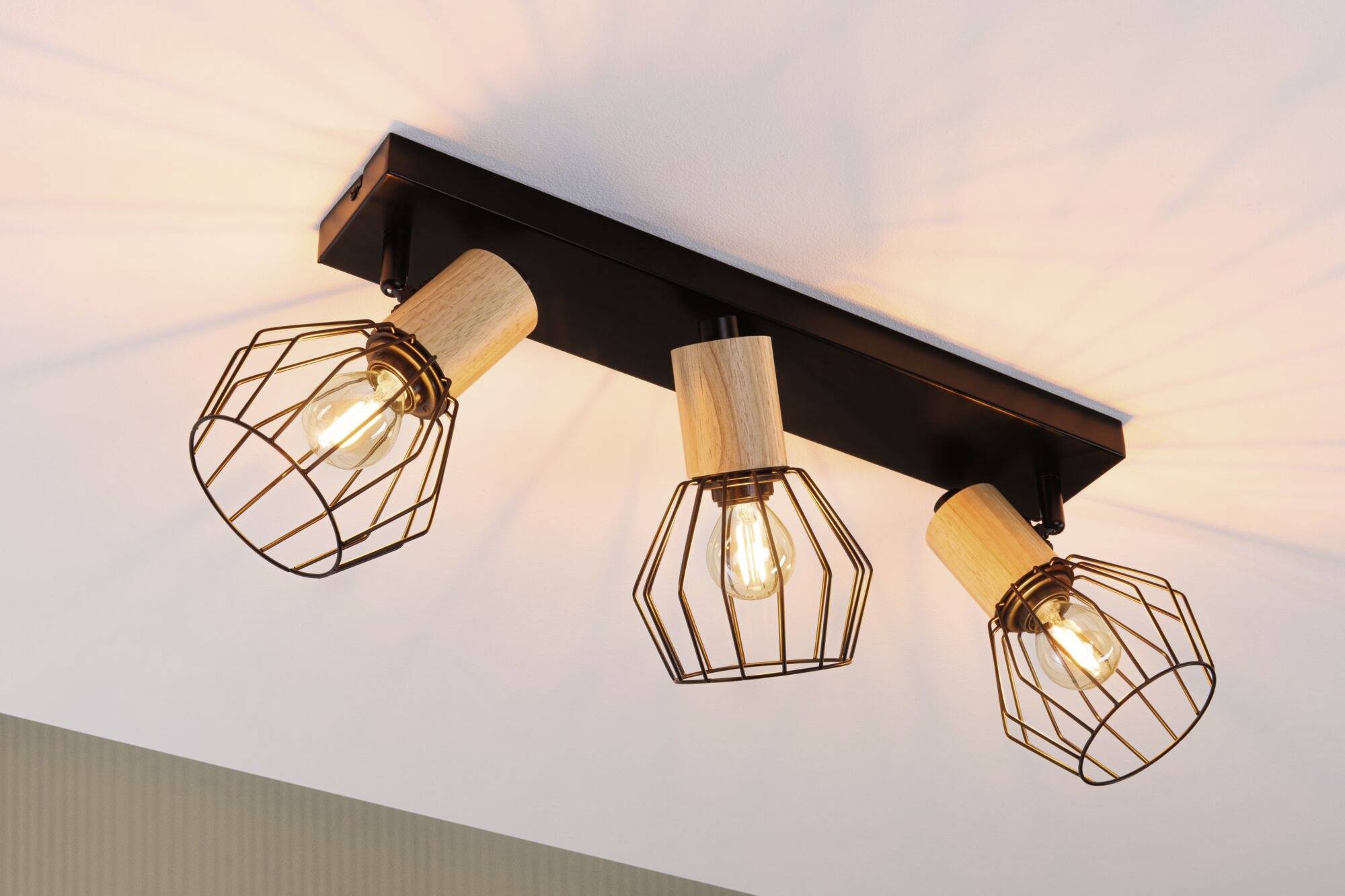 Paulmann Lanka 66768 Wandstrahler E14 Schwarz, Holz (hell)