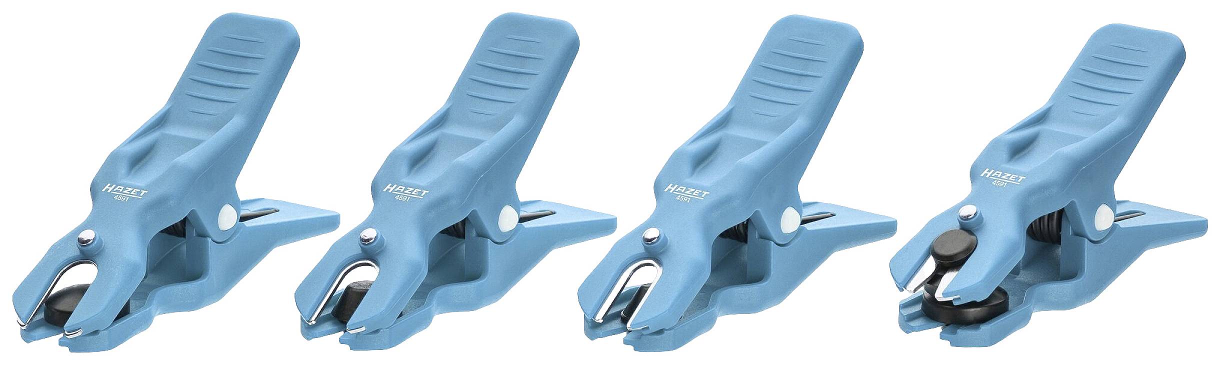 Vier blaue Klemmen in einer Reihe, seitlich dargestellt. Jede Klemme ist geöffnet und zeigt unterschiedliche Winkel und Details.