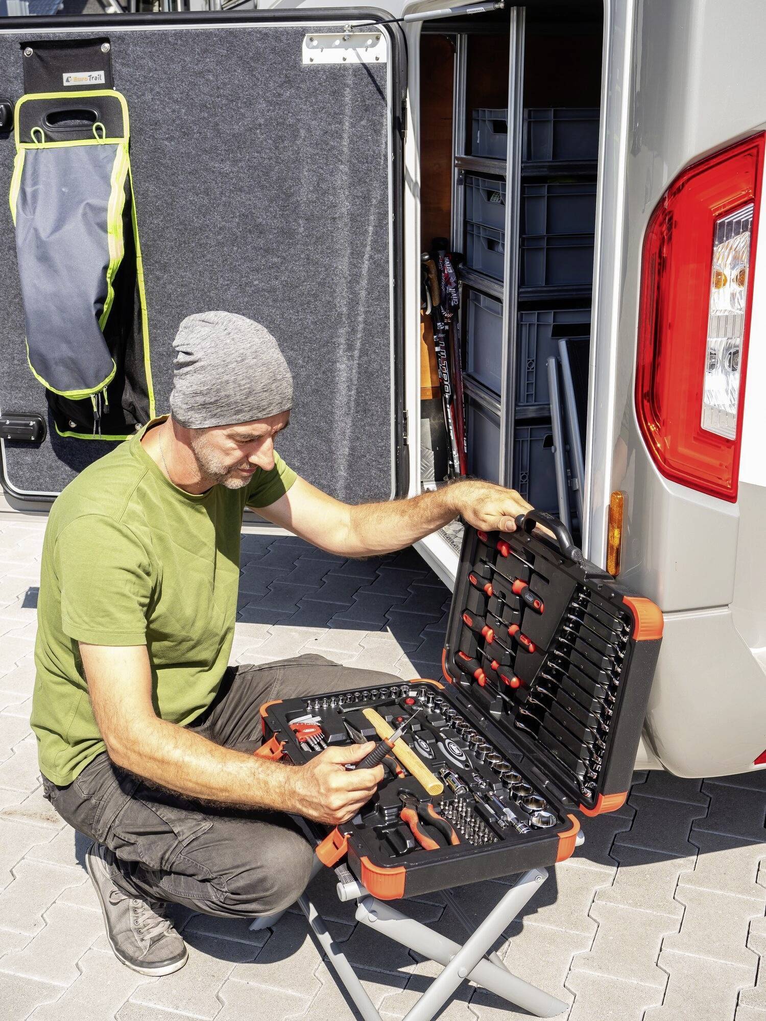 Vigor V4425N V4425N Werkzeugkoffer bestückt