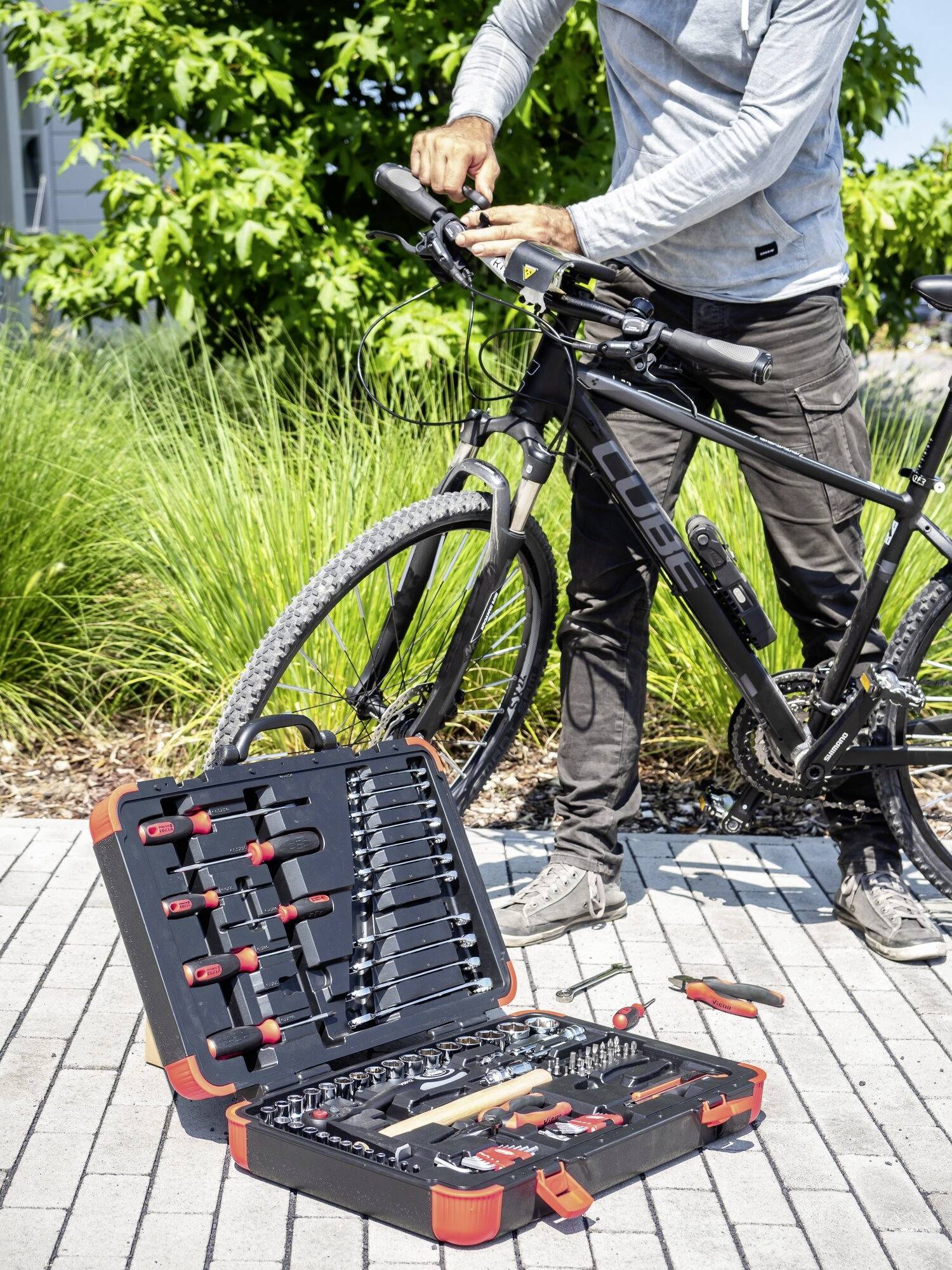 Vigor V4425N V4425N Werkzeugkoffer bestückt