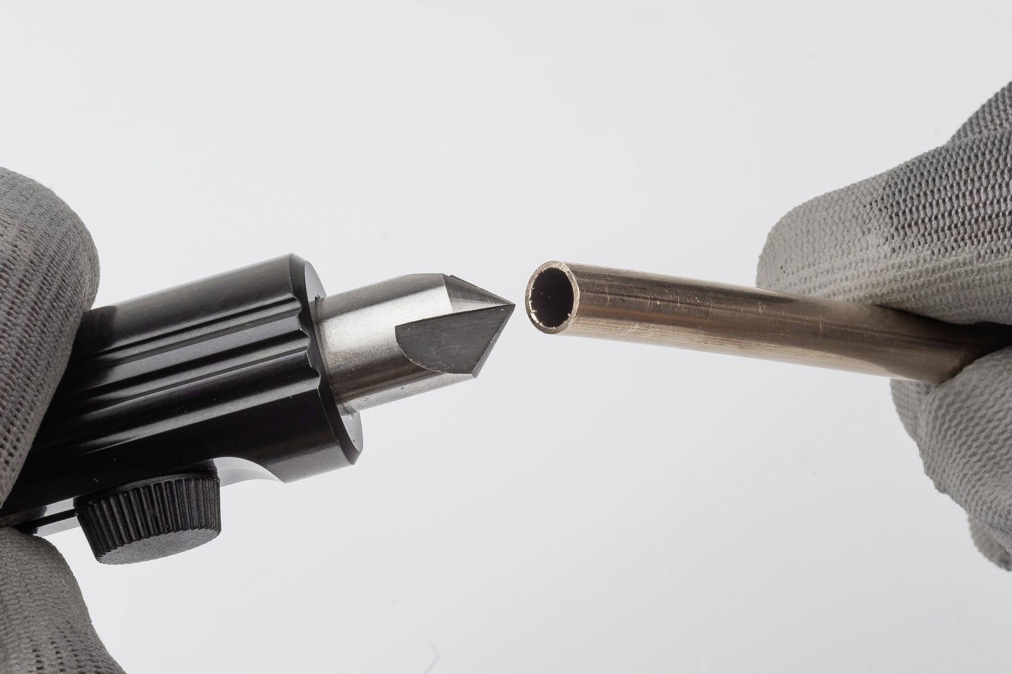 Vigor V5649 Entgrater für Bremsleitungen