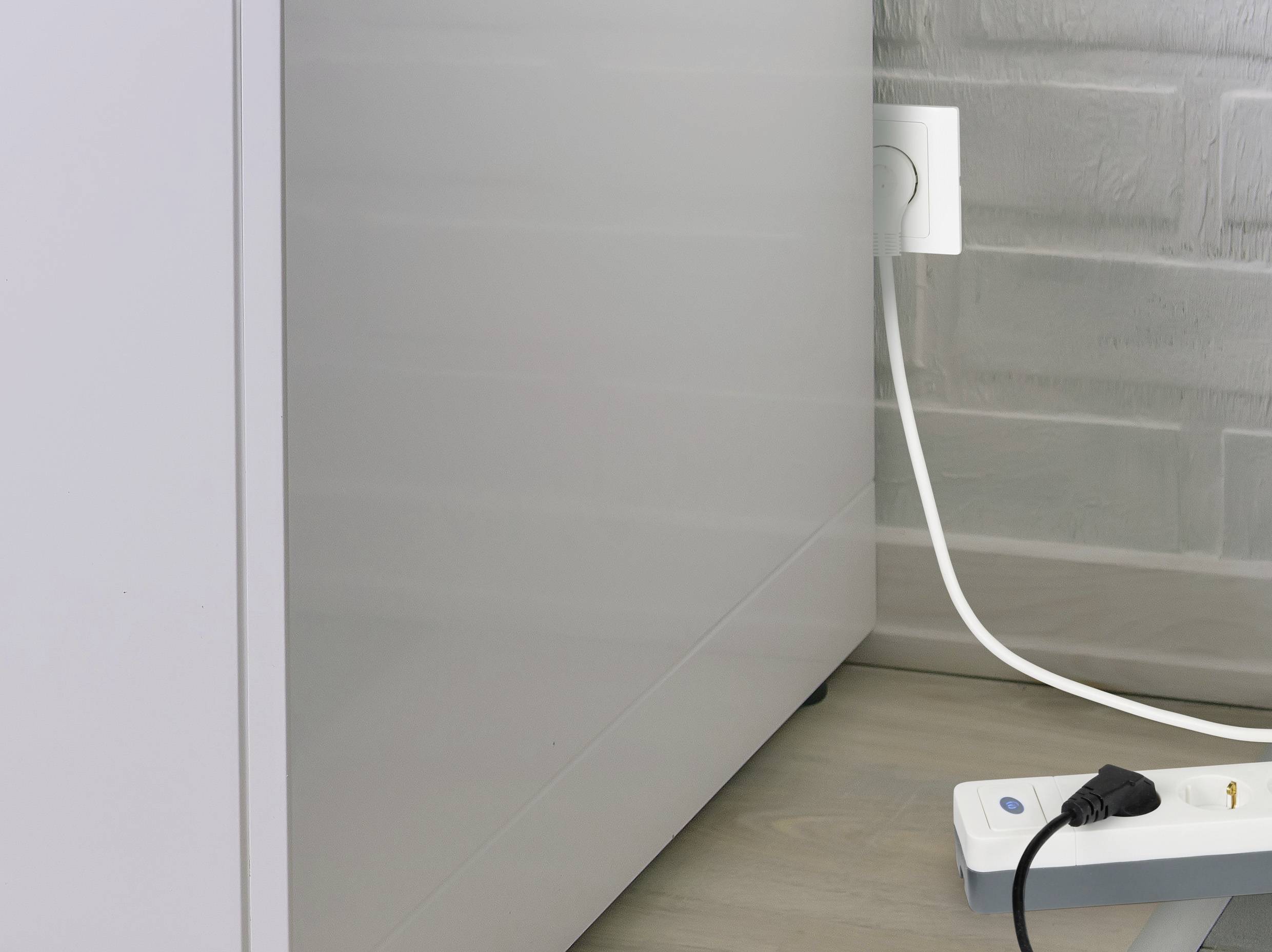 Sygonix SY-5145332 Steckdosenleiste mit Schalter 12fach Weiß, Grau Schutzkontakt 1St.