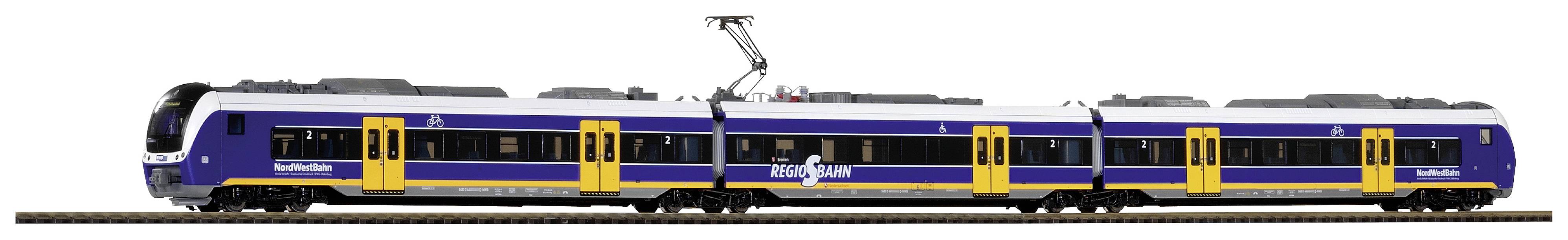 Ein blau-gelber Zug mit drei Waggons fährt auf einem Gleis.