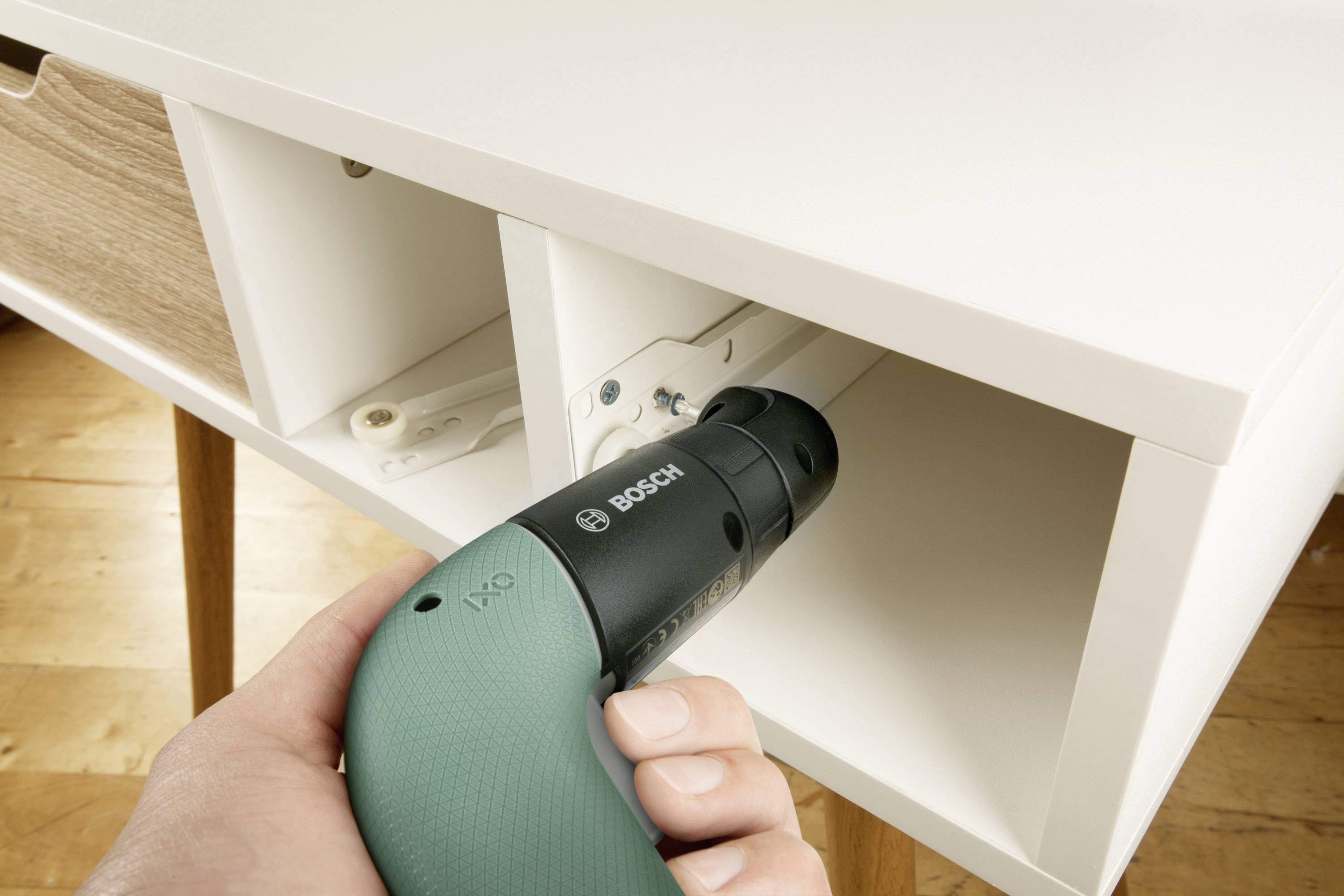 Bosch Home and Garden IXO VI (Charger Set), B-Ware 06039C7003920 Akku-Schrauber B-Ware (beschädigte / fehlende Verpackung) 3.6V