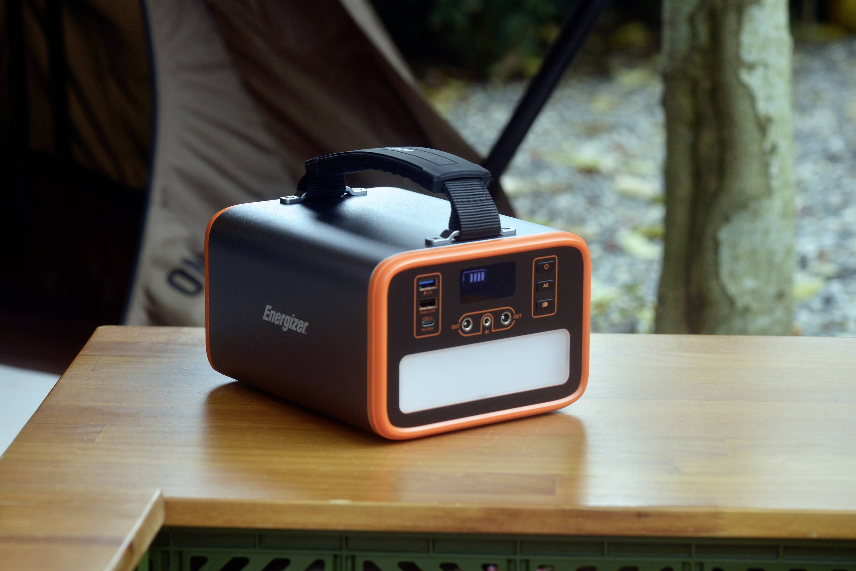 Energizer PPS240W2 Powerstation 72Ah LiFePO 4 Schwarz/Orange