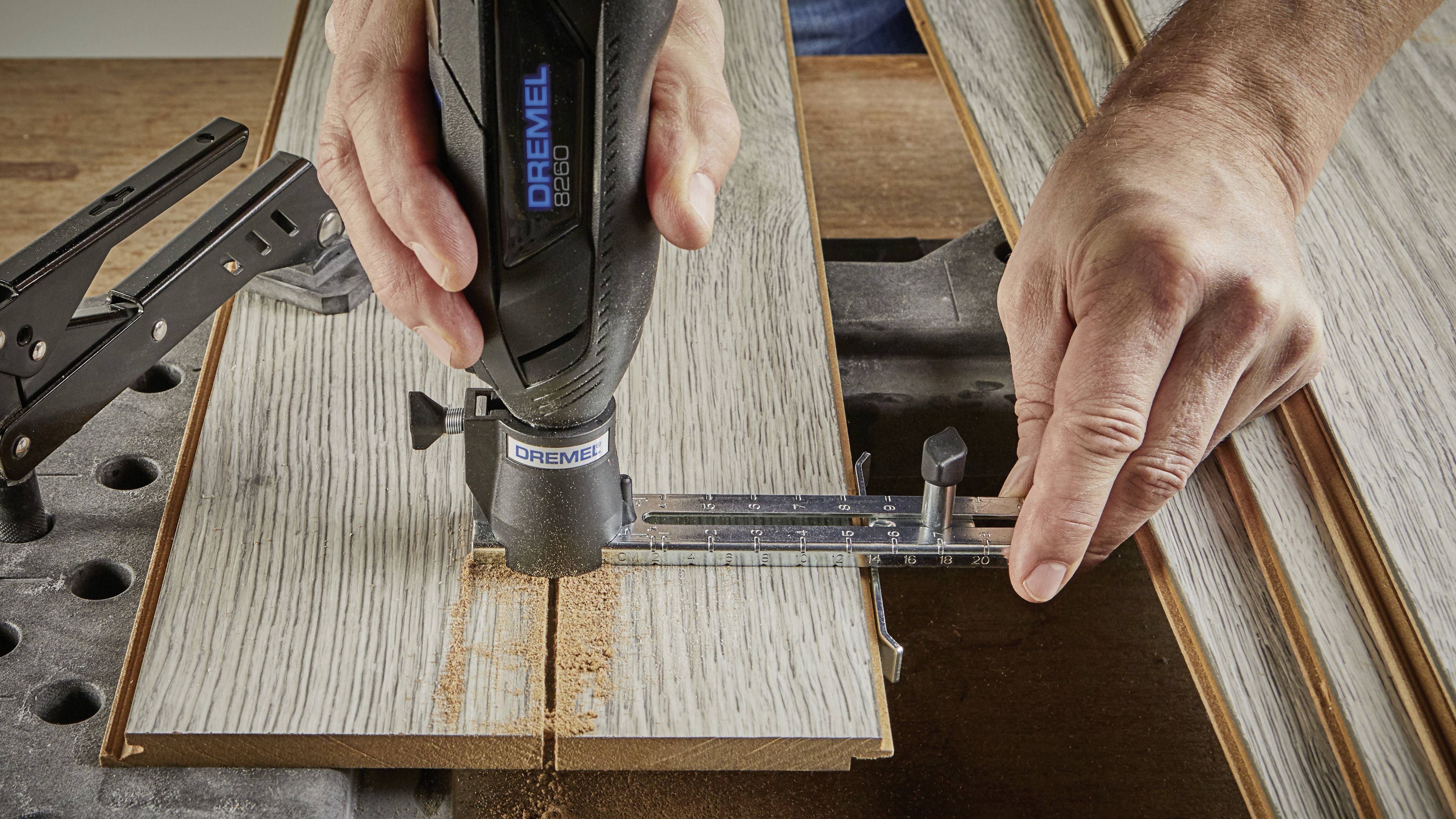 Dremel 8260 F0138260JA Multifunktionswerkzeug inkl. Akku, inkl. Ladegerät, mit Zubehör 1 Stück 12