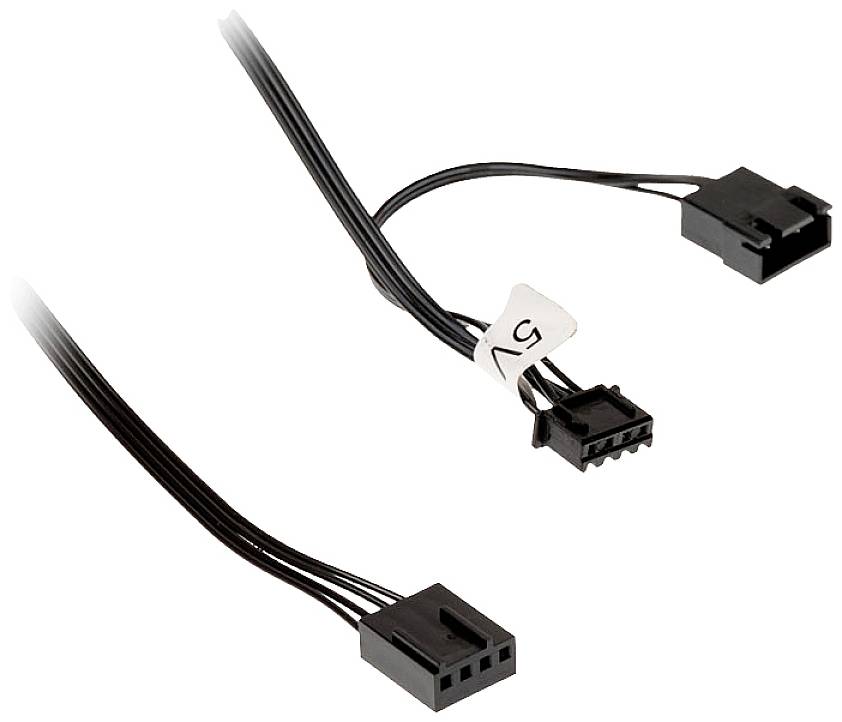 Drei-Pin-auf-Vier-Pin-Adapterkabel mit schwarzem Kunststoffanschluss, markiert mit Ziffer 2 auf einem Etikett.