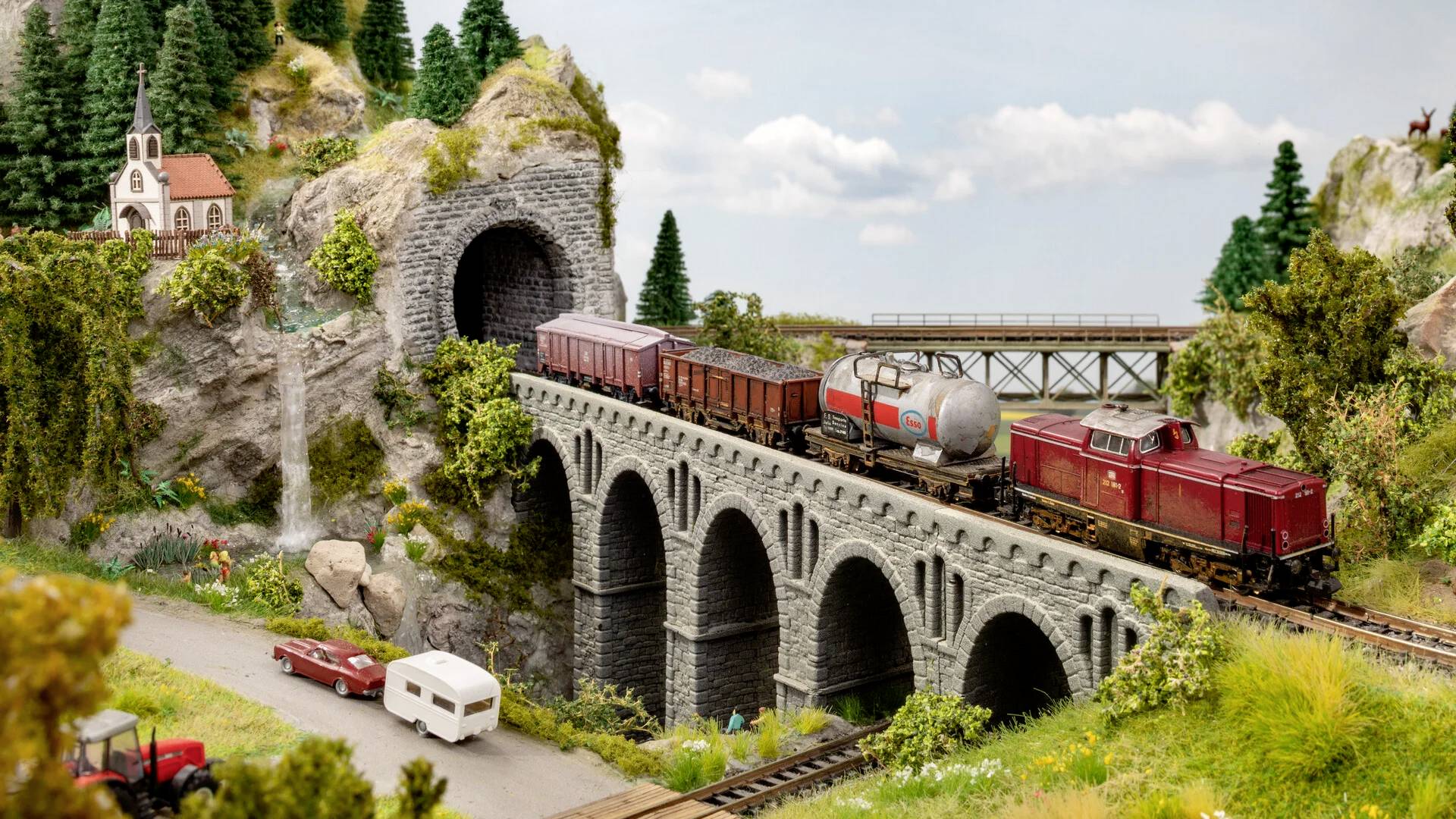 NOCH 53700 N Easy-Track Trassenbausatz (L x B x H) 1100 x 640 x 100mm