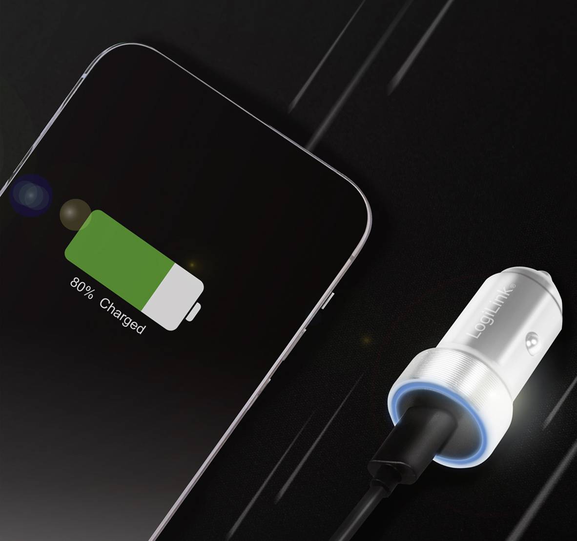 Ein Smartphone wird mit einem Ladegerät aufgeladen. Der Bildschirm zeigt eine Batterieanzeige mit 80% geladen.