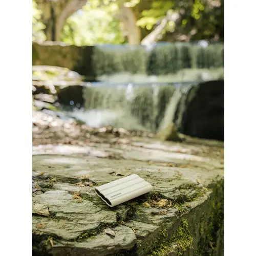 Samsung Portable T7 Shield 2 TB Externe SSD USB-A (USB 3.2 Gen 2) Beige PC/Mac MU-PE2T0K/EU Samsung Portable T7 Shield 2 TB Externe SSD USB-A (USB 3.2 Gen 2) Beige PC/Mac MU-PE2T0K/EU