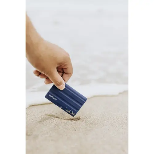 Samsung Portable T7 Shield 2 TB Externe SSD USB-A (USB 3.2 Gen 2) Blau PC/Mac MU-PE2T0R/EU Samsung Portable T7 Shield 2 TB Externe SSD USB-A (USB 3.2 Gen 2) Blau PC/Mac MU-PE2T0R/EU