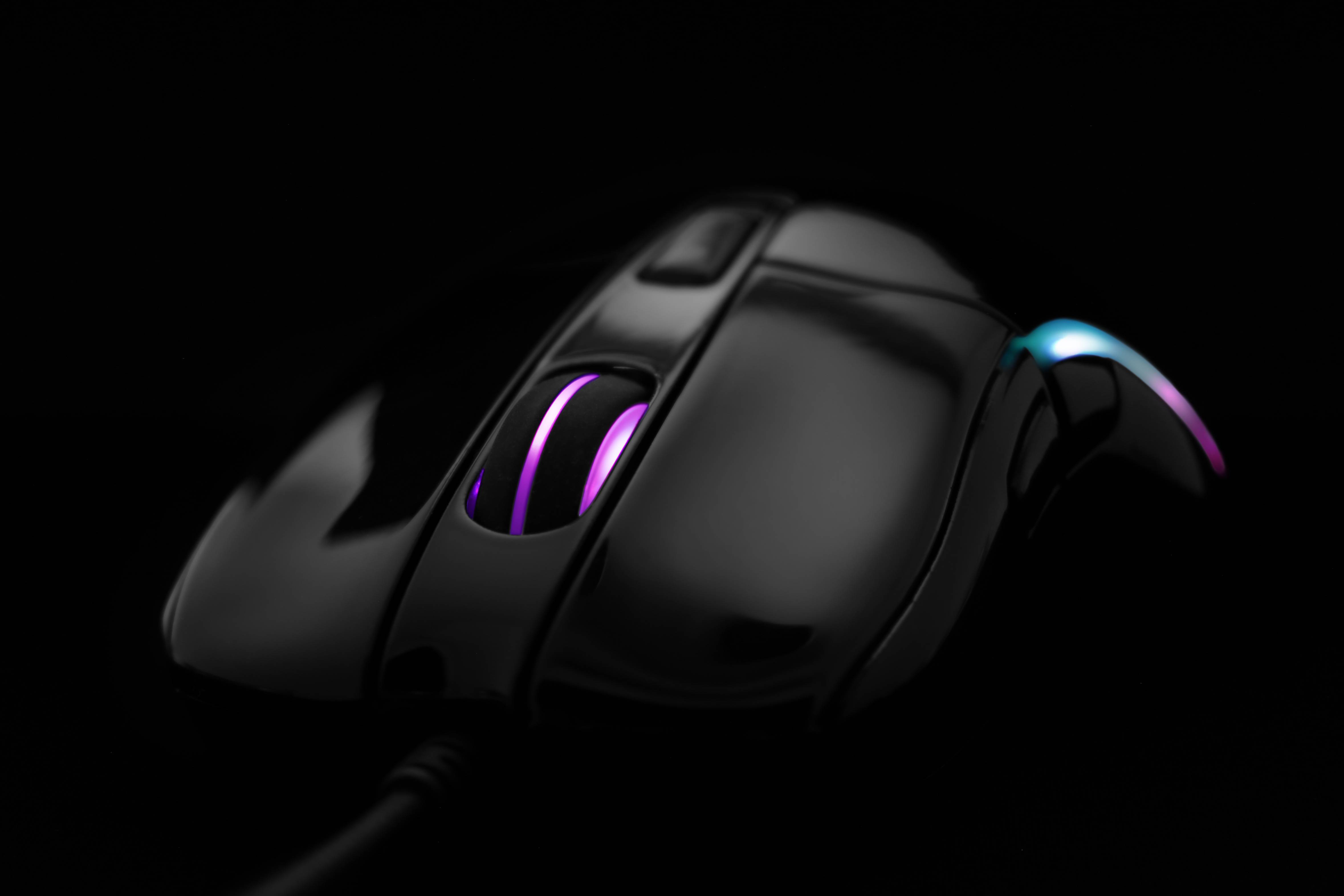 DELTACO GAMING DM410 Gaming-Maus Kabelgebunden Optisch Schwarz 6 Tasten 400 dpi, 800 dpi, 1200 dpi, 1600 dpi, 3200 dpi, 5000 dpi Beleuchtet