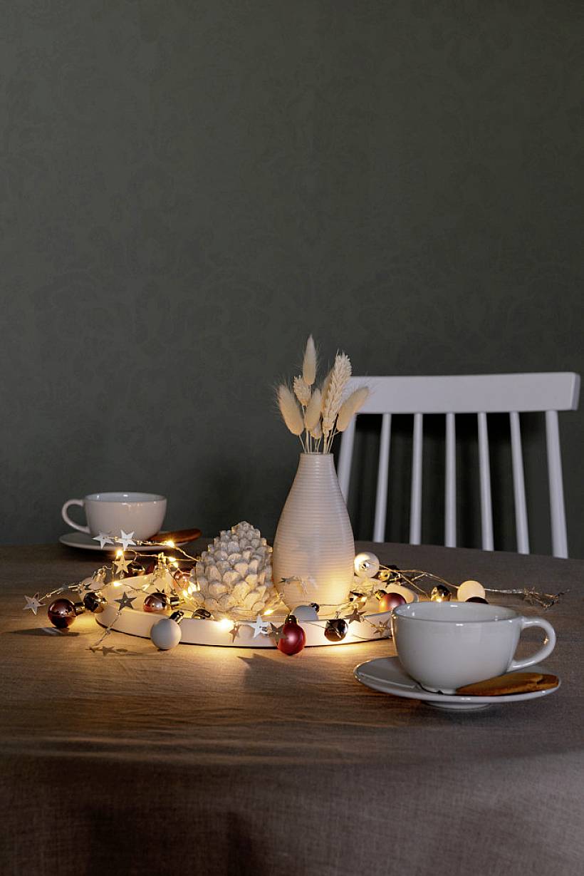 Konstsmide 3291-503 Lichterkette Perlen Innen batteriebetrieben Anzahl Leuchtmittel 20 LED Warmweiß Beleuchtete Länge: 1.9m Timer