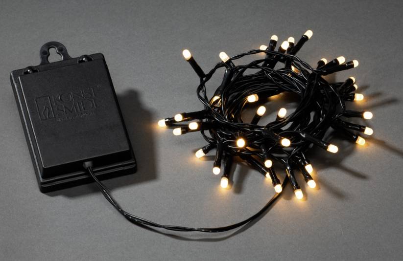 Konstsmide 3724-130 Lichterkette Außen batteriebetrieben Anzahl Leuchtmittel 40 LED Warmweiß Beleuchtete Länge: 3.9m mit Schalter