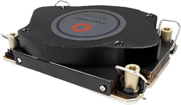 Ein flacher Computerlüfter mit schwarzem Gehäuse und Befestigungsklemmen liegt auf einer Oberfläche. Ideal für kompakte Bauformen.