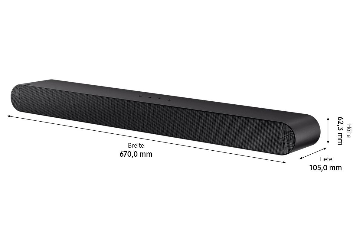 Schwarze Soundbar mit den Maßen: Breite 670 mm, Höhe 62,3 mm, Tiefe 105 mm.
