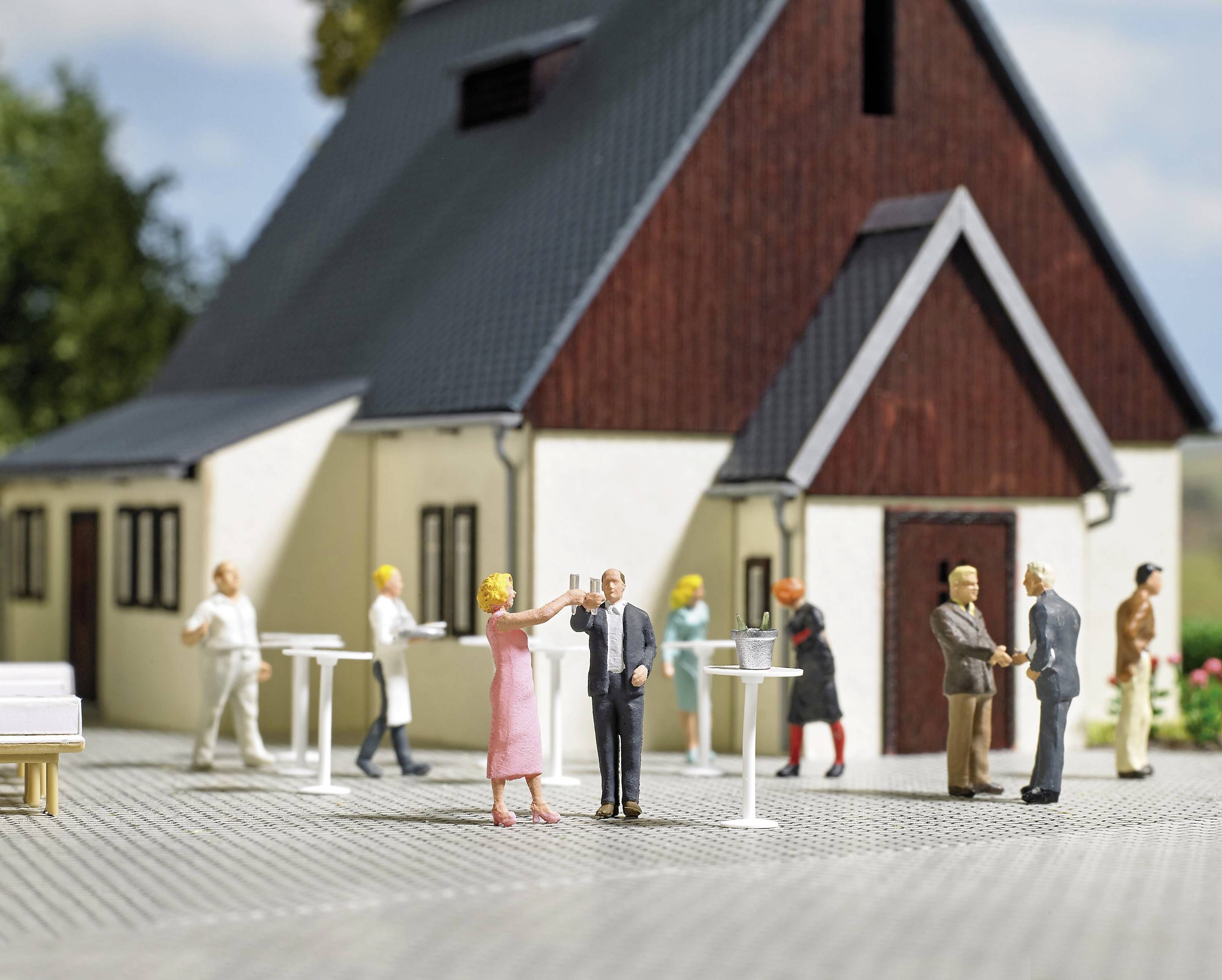 Busch 7981 H0 Action Set Zum Wohl!