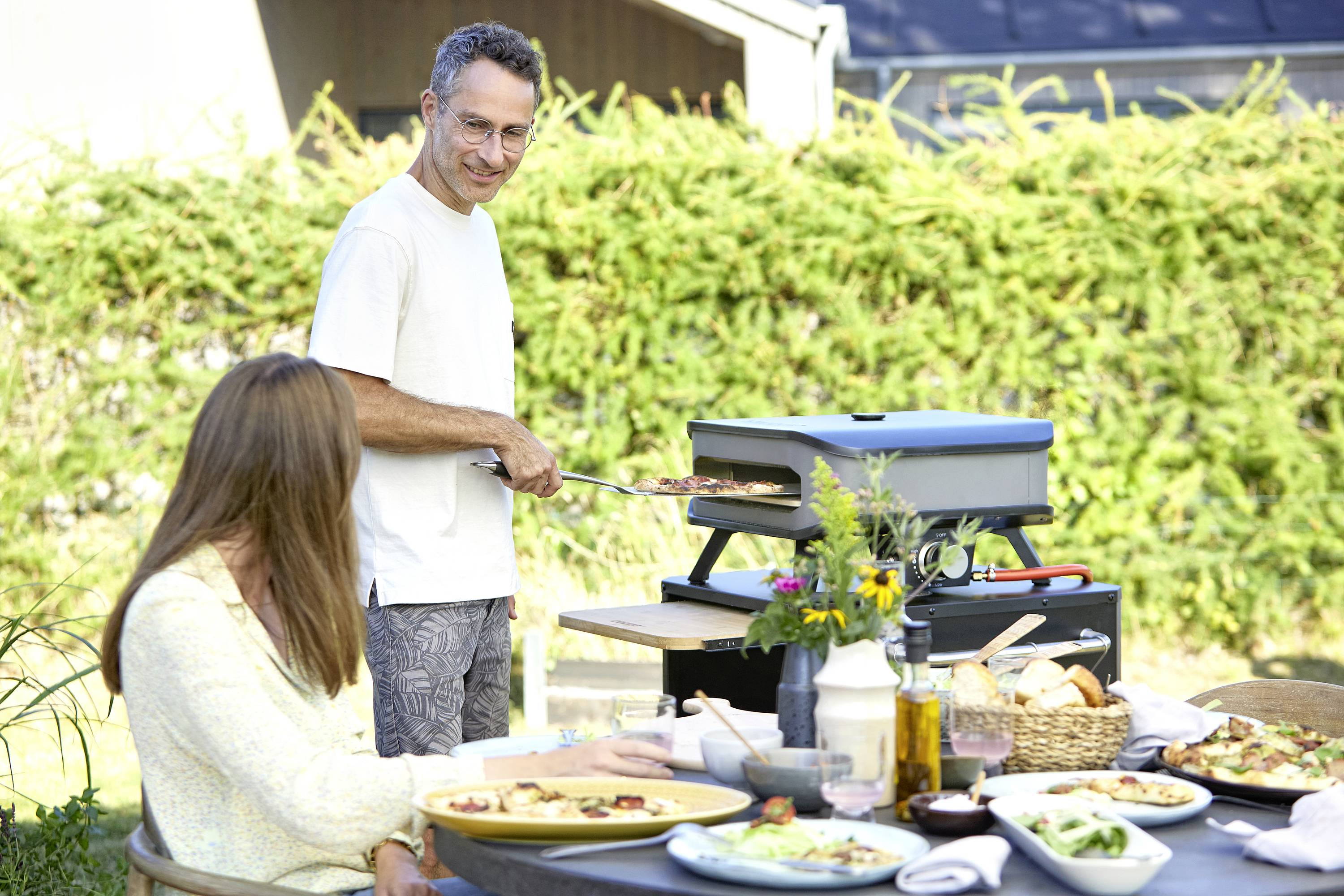 Cozze 90349 Pizzaofen 33 cm (13“) mit Thermometer und Pizzastein