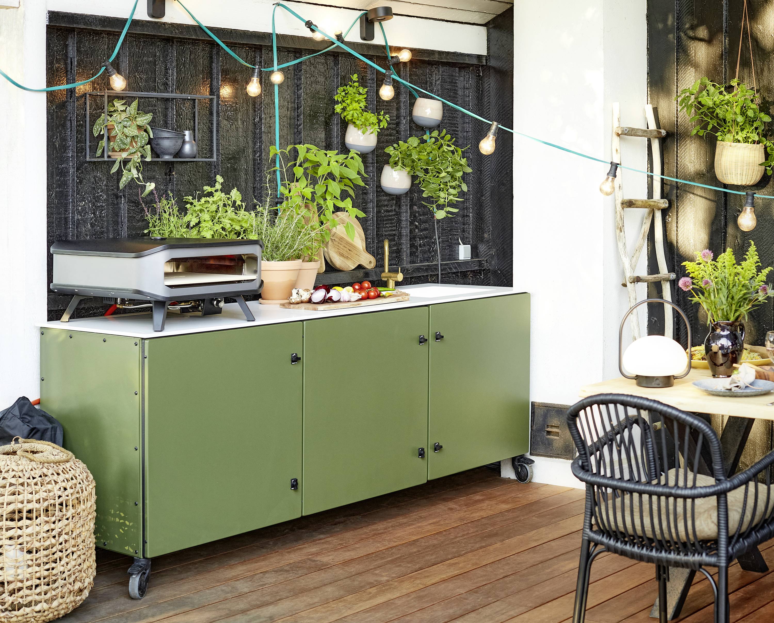 Cozze 90349 Pizzaofen 33 cm (13“) mit Thermometer und Pizzastein