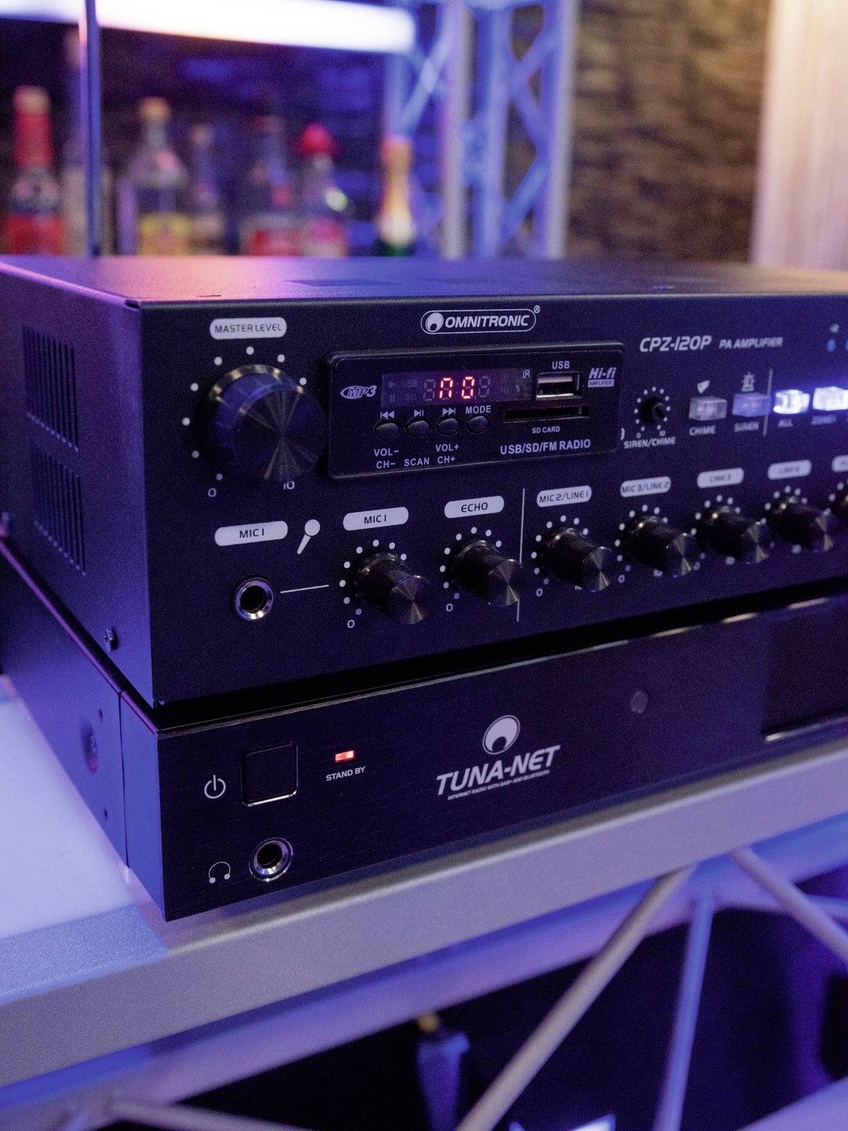 Omnitronic TUNA-NET Internet Tischradio DAB+, Internet, FM Bluetooth®, LAN, WLAN, Internetradio Inkl. Fernbedienung, DLNA-fähig Schwarz