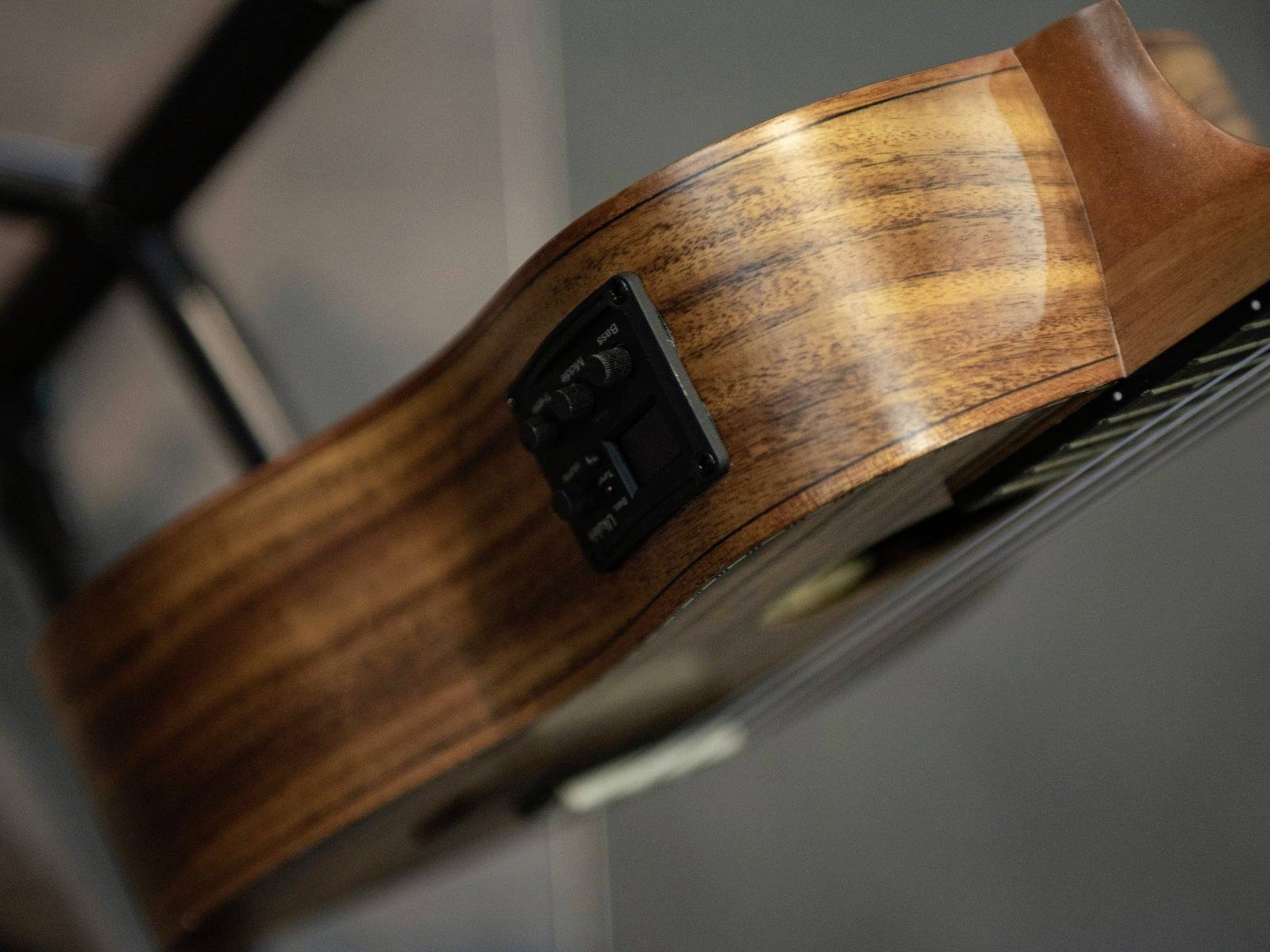 Dimavery UK-200 Tenor Ukulele Naturbraun, Matt