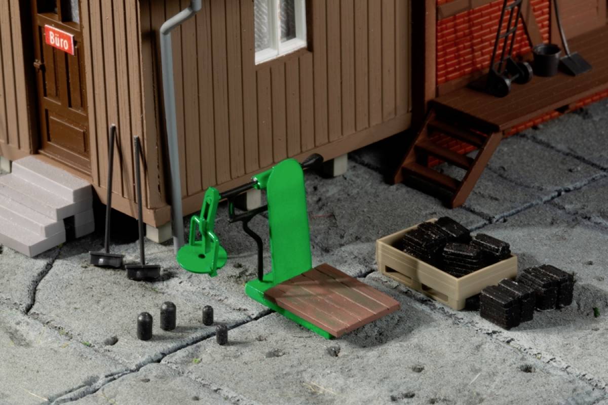 Auhagen 11465 H0 Brennstoffhandel