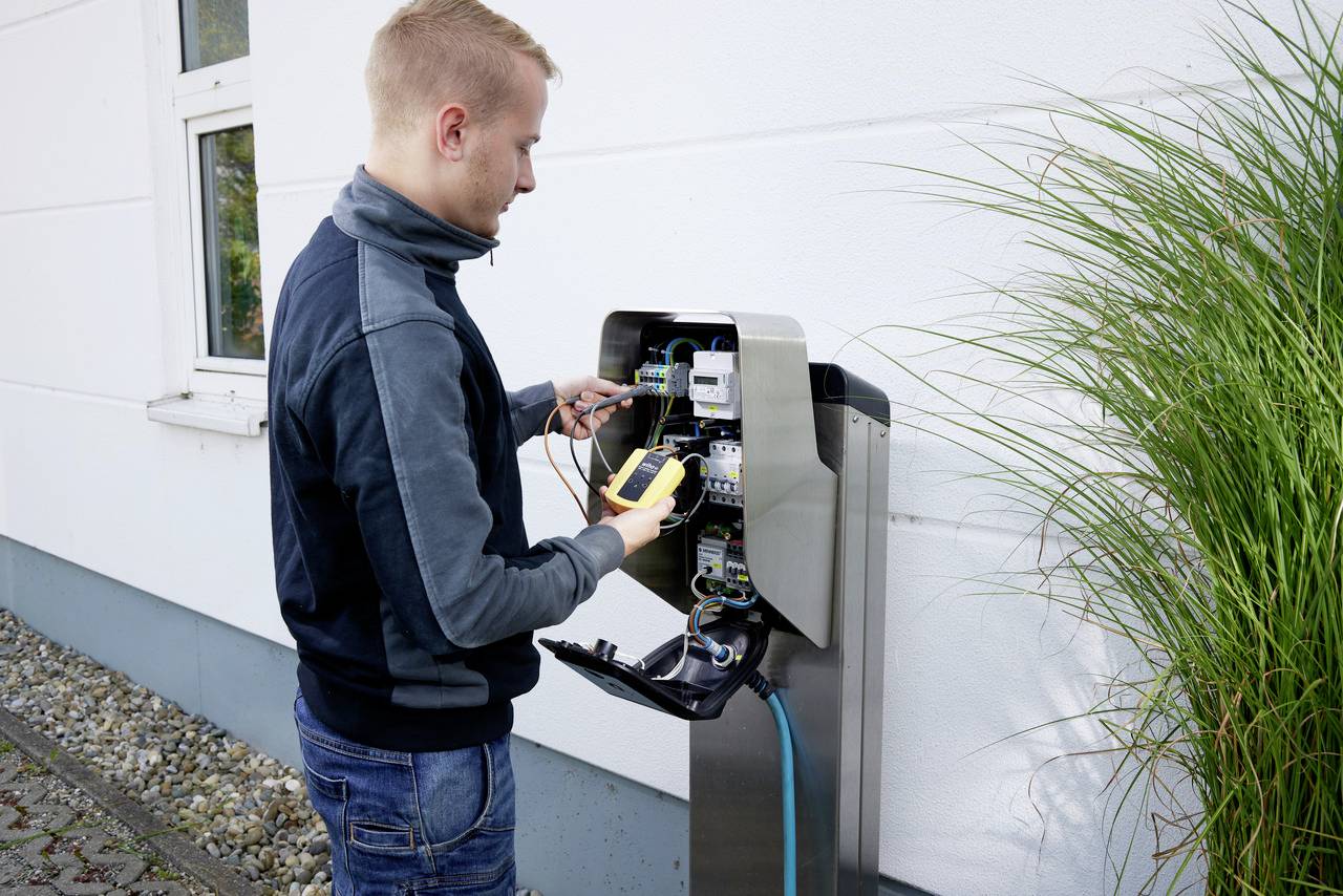 Wiha 45221 Drehfeldtester CAT III 1000 V, CAT IV 600V