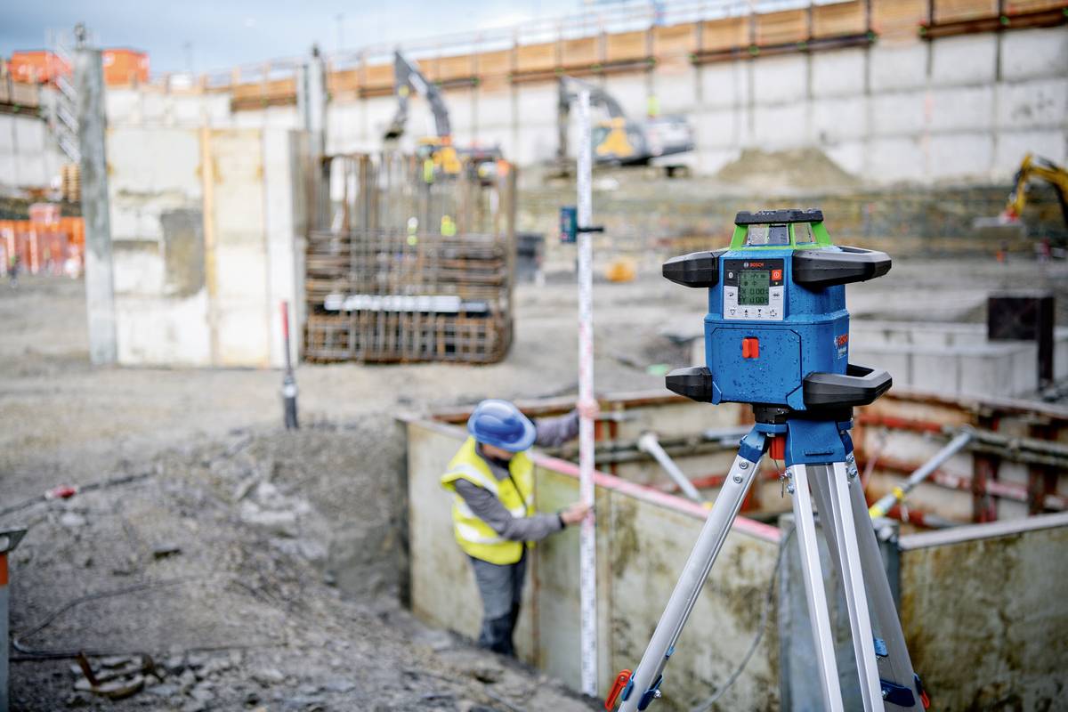 Bosch Professional GRL 650 CHVG + BT 300 HD Rotationslaser selbstnivellierend Reichweite (max.): 650 m