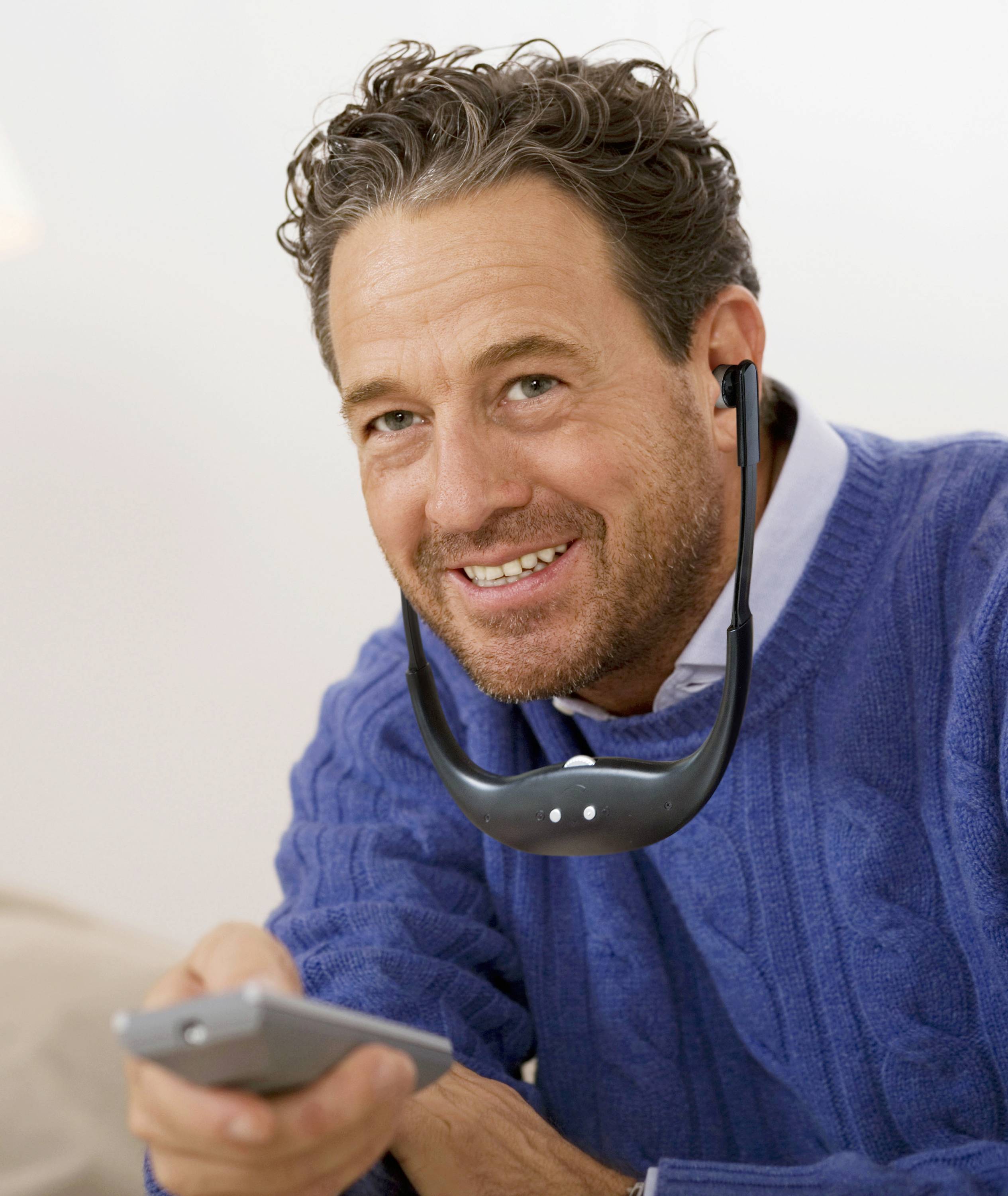 Technaxx TX-99 In Ear Headset Funk Schwarz Headset, Ladecase, Leichtbügel, Lautstärkeregelung, Fernbedienung TV