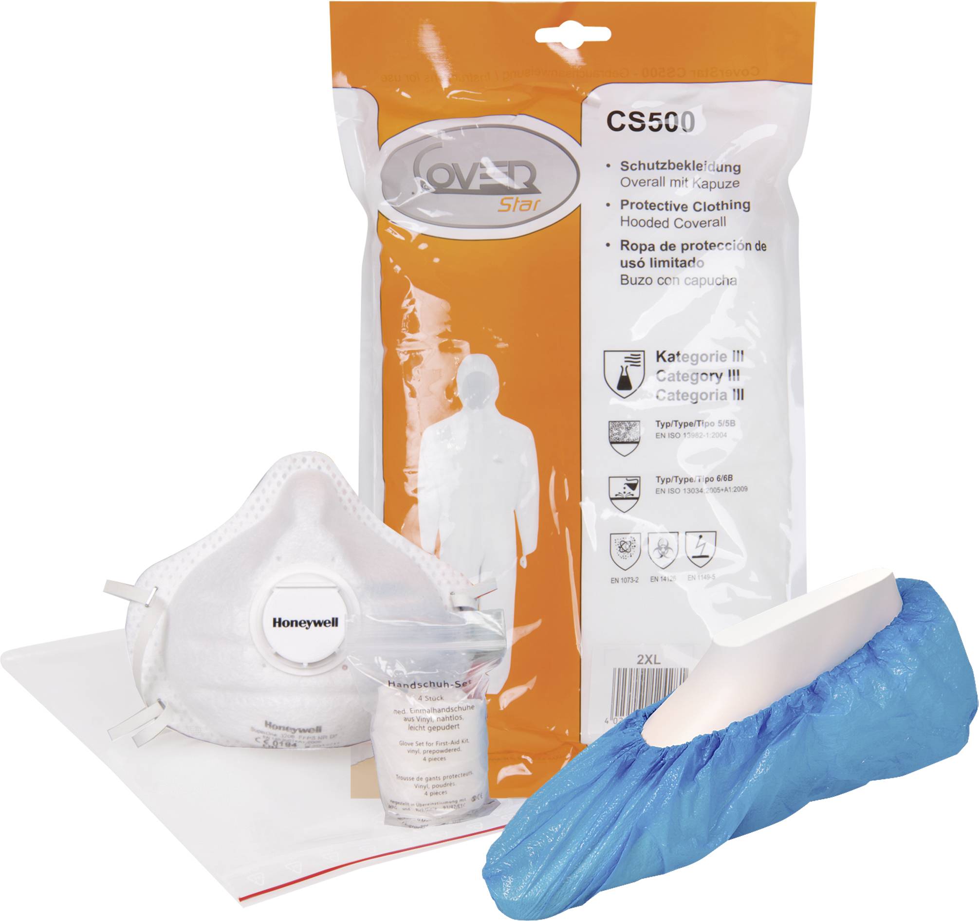 Ein Schutzset mit Atemmaske, Schuhüberzügen, einer Schutzbrille und einem verpackten Schutzanzug zur persönlichen Sicherheitsausrüstung.