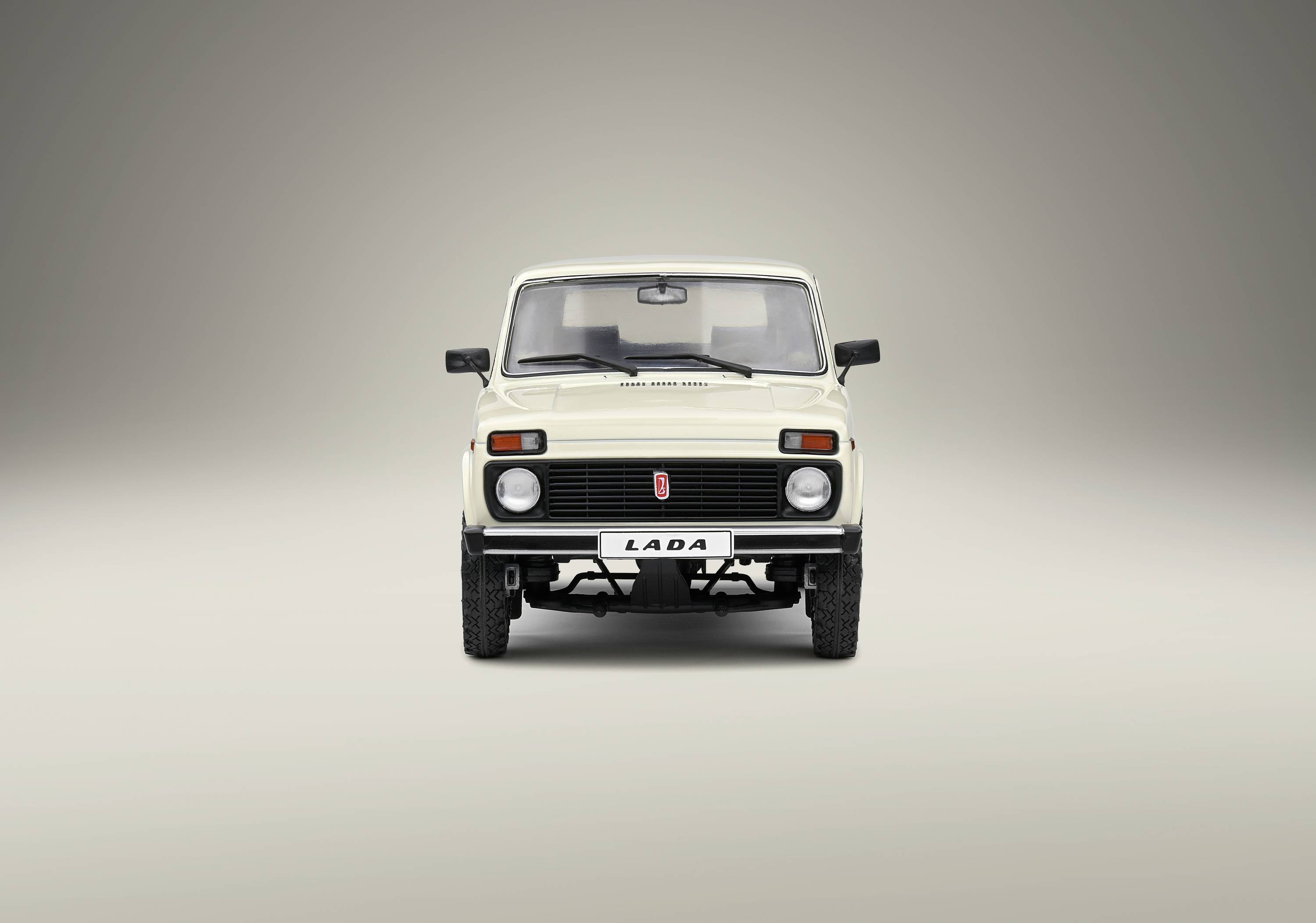 Solido Lada Niva 1:18 Modellauto