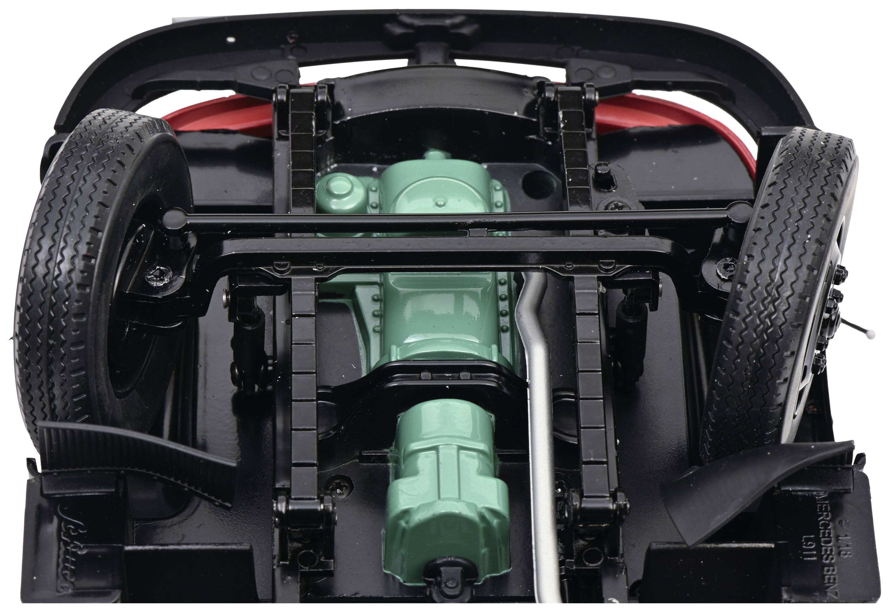 Schuco MB L 911 1:18 Modelllastkraftwagen