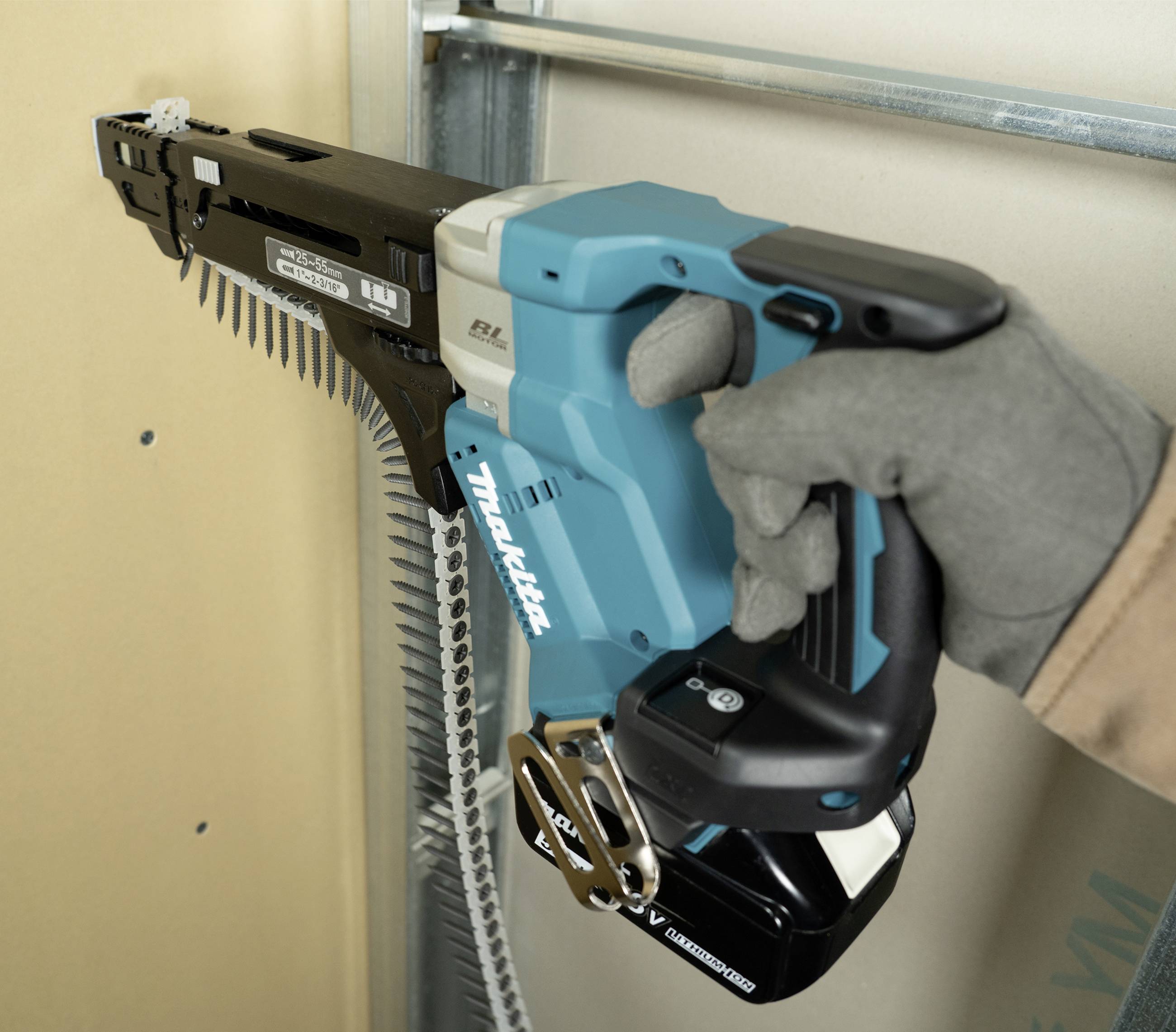 Makita DFR551RTJ Akku-Magazinschrauber 18 V 5.0 Ah Li-Ion inkl. Akku, inkl. 2. Akku, inkl. Ladegerät