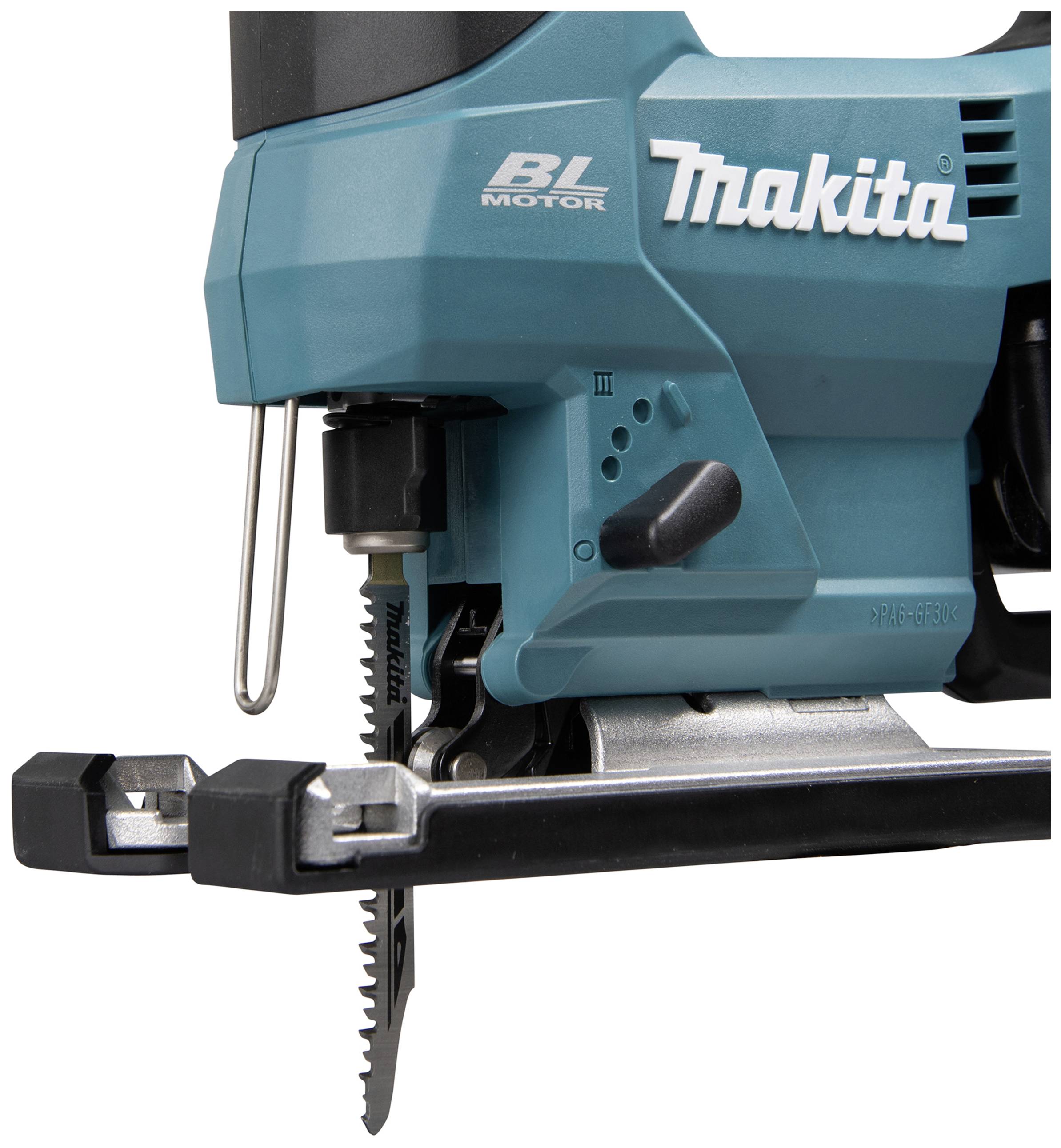 Ein blauer Makita-Stichsägekopf, seitliche Ansicht, mit sichtbar eingesetztem Sägeblatt.
