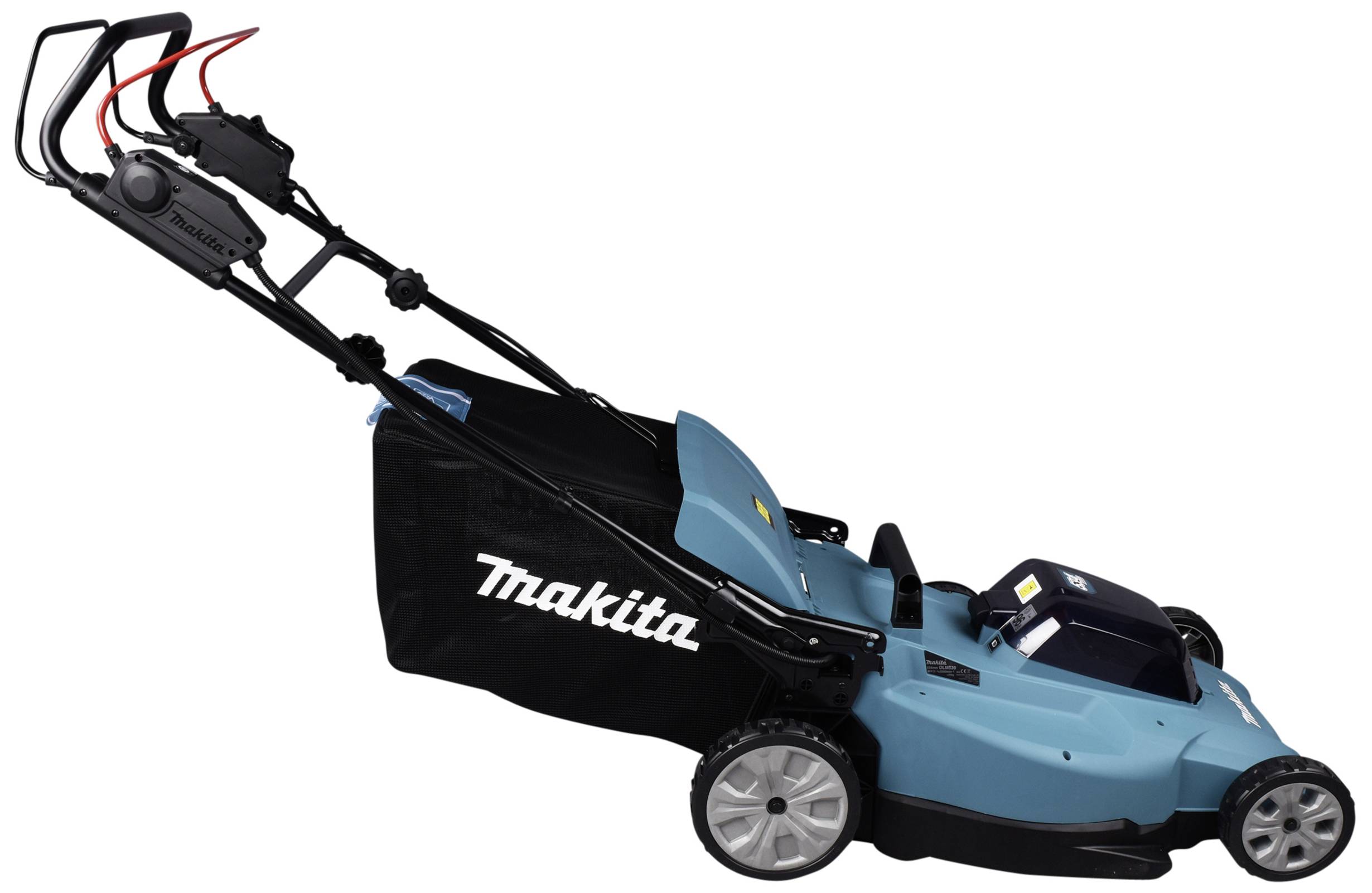 Ein blauer Elektro-Rasenmäher mit Fangkorb und roten Hebeln. Die Marke 'Makita' ist auf den Korb gedruckt. Seitenansicht.