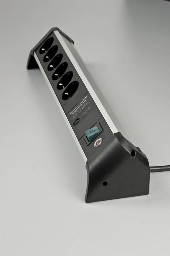 Brennenstuhl 1391020600 Überspannungsschutz-Steckdosenleiste Silber-Schwarz Schutzkontakt 1St.