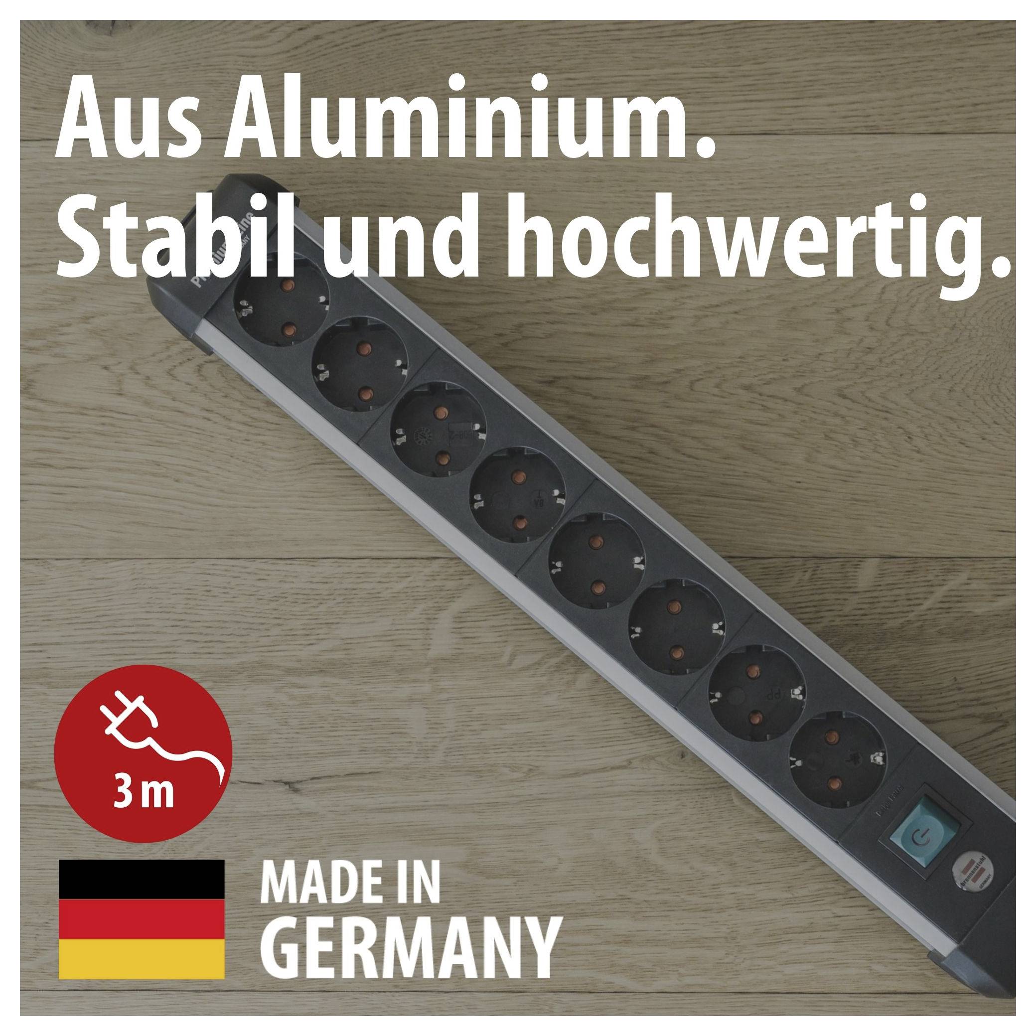 Steckdosenleiste aus Aluminium auf Holzboden mit Text 'Aus Aluminium. Stabil und hochwertig.' sowie Hinweisen '3 m' und 'MADE IN GERMANY'.