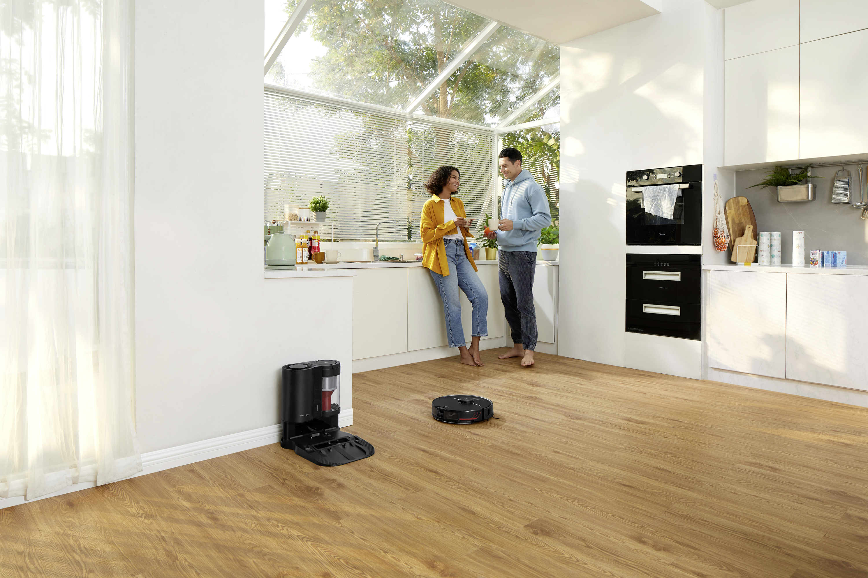 Roborock S7 MaxV Plus Saug-und Wischroboter Schwarz kompatibel mit Amazon Alexa, kompatibel mit Google Home, App gesteuert, Sprachgesteuert