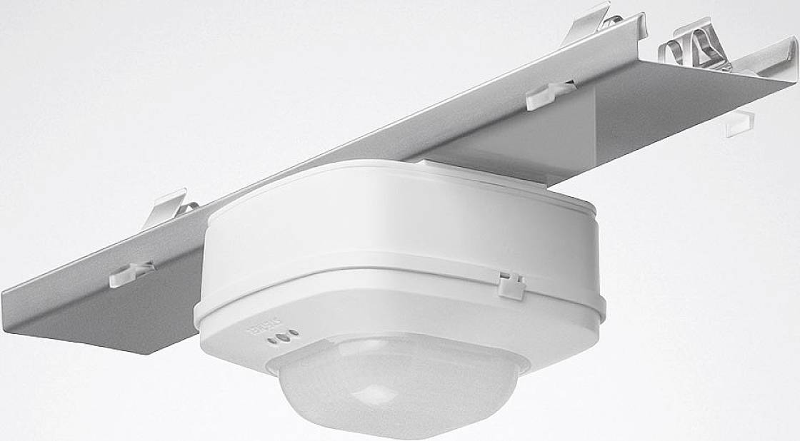 Trilux 7785100 7650IP+LLWS #7785100 Lichtbandbaustein Silber 1St.