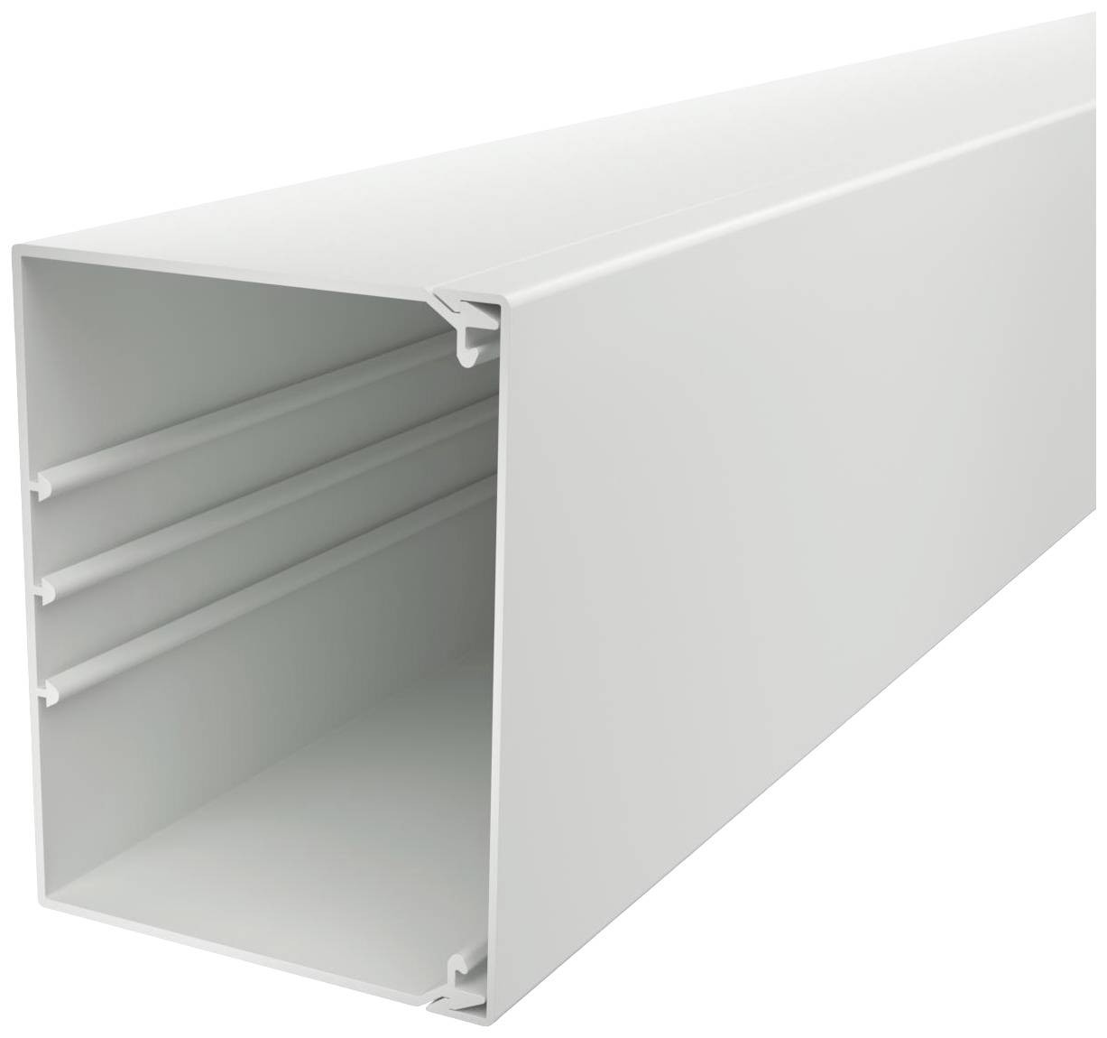 Weißer rechteckiger Kabelkanal aus Kunststoff mit einem offenen Ende und zwei inneren Streben zur Kabelorganisation.