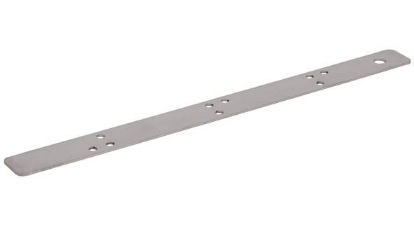Ein flaches Metallband mit mehreren Bohrlöchern, gleichmäßig verteilt entlang der Länge.